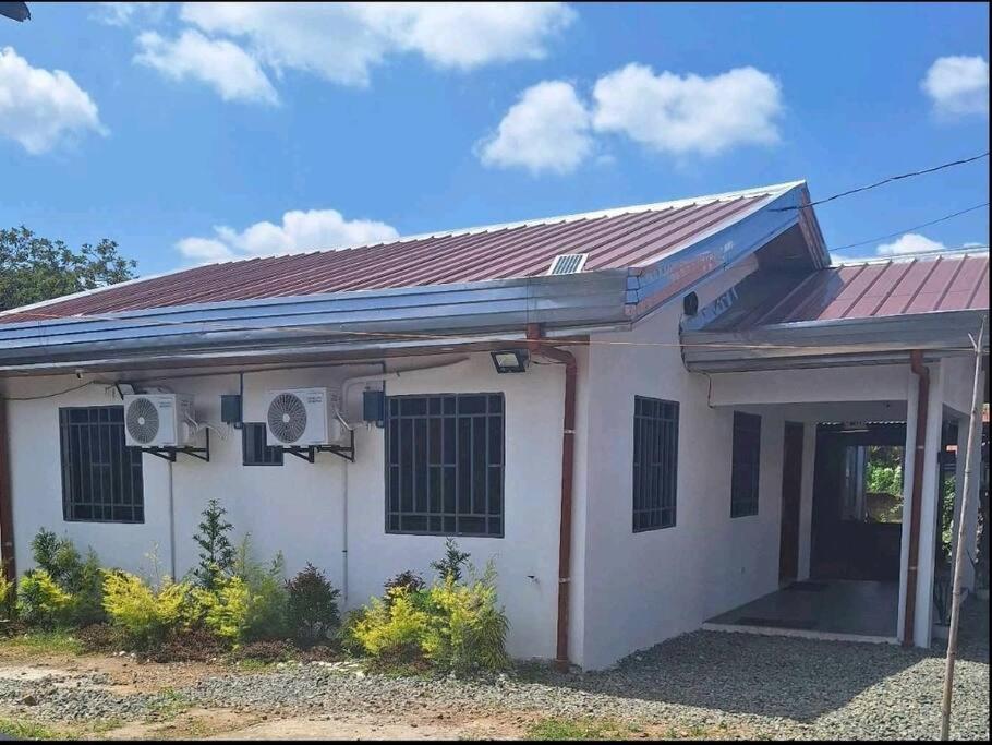 Anas Sweet Home w Wifi, Karaoke n Free Parking view 2