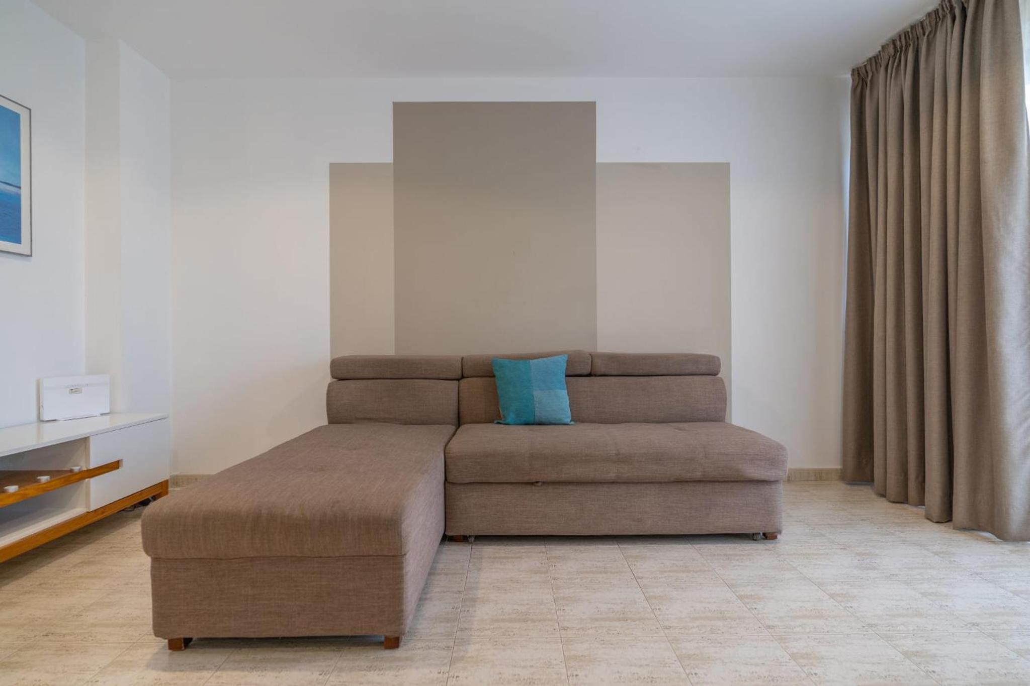 Luxury Apartment near Playa Las Vistas