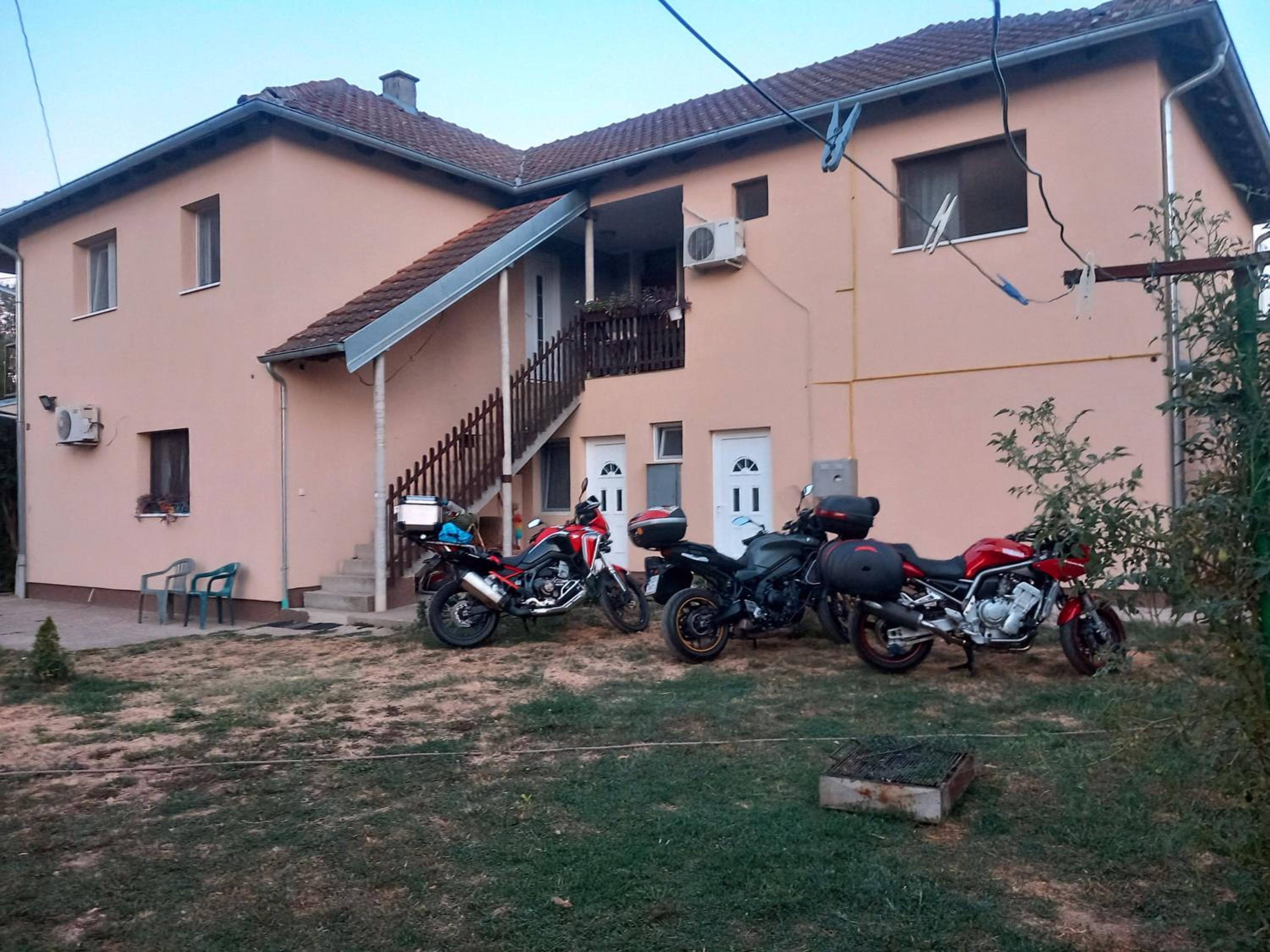Photo 48