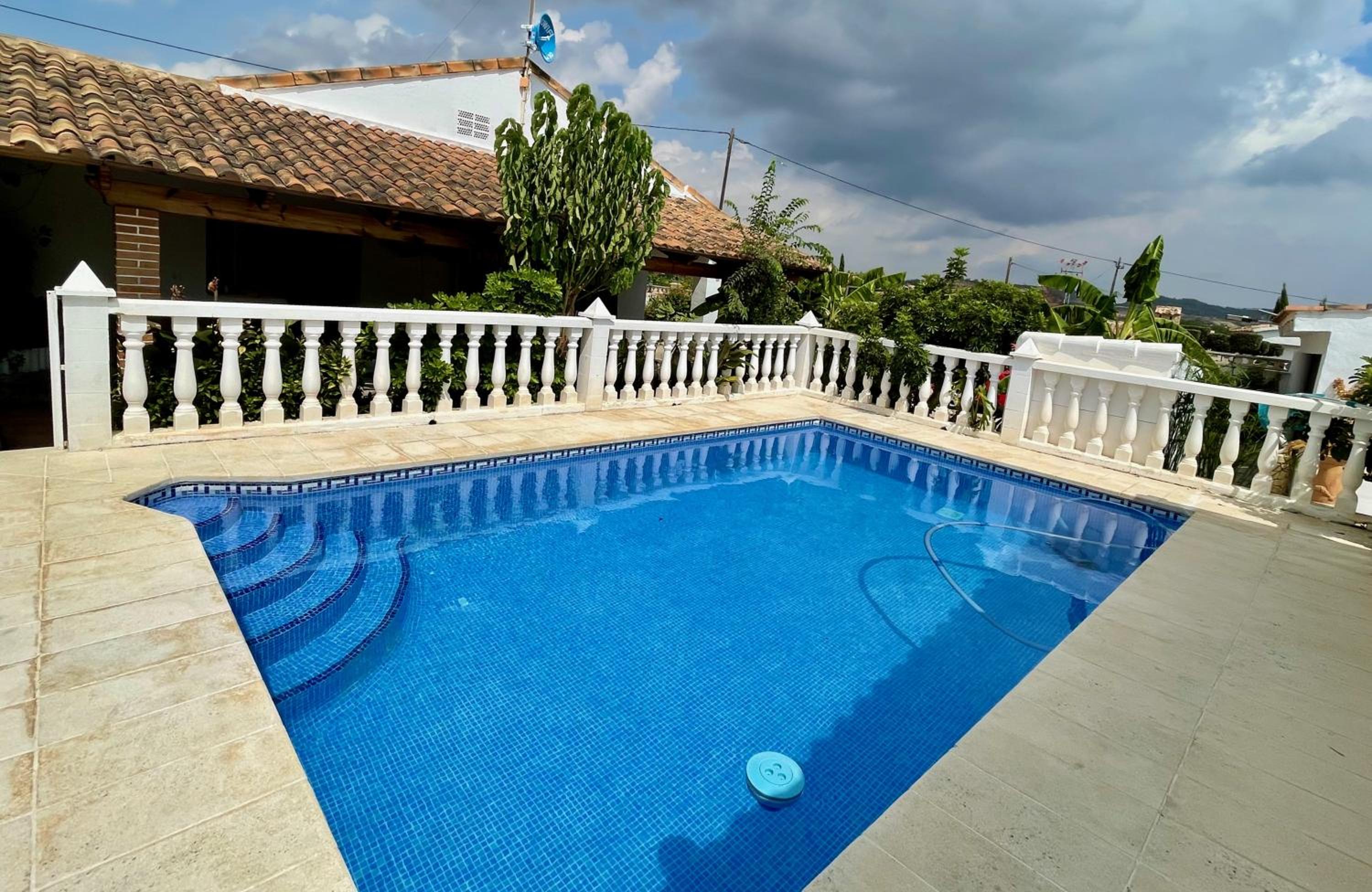 Casa Contemporánea en la Serranía
