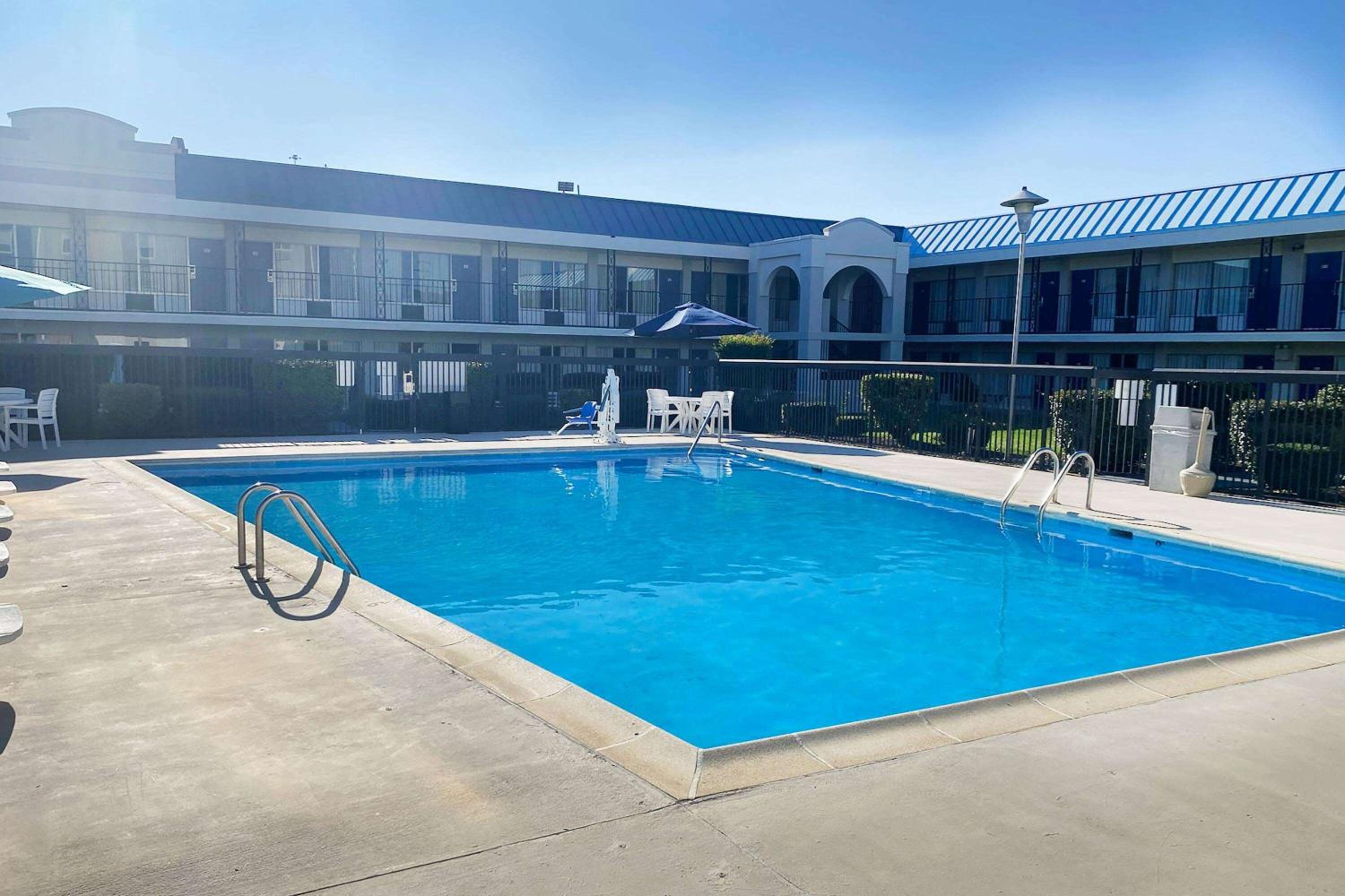 Baymont by Wyndham Emporia VA view 4