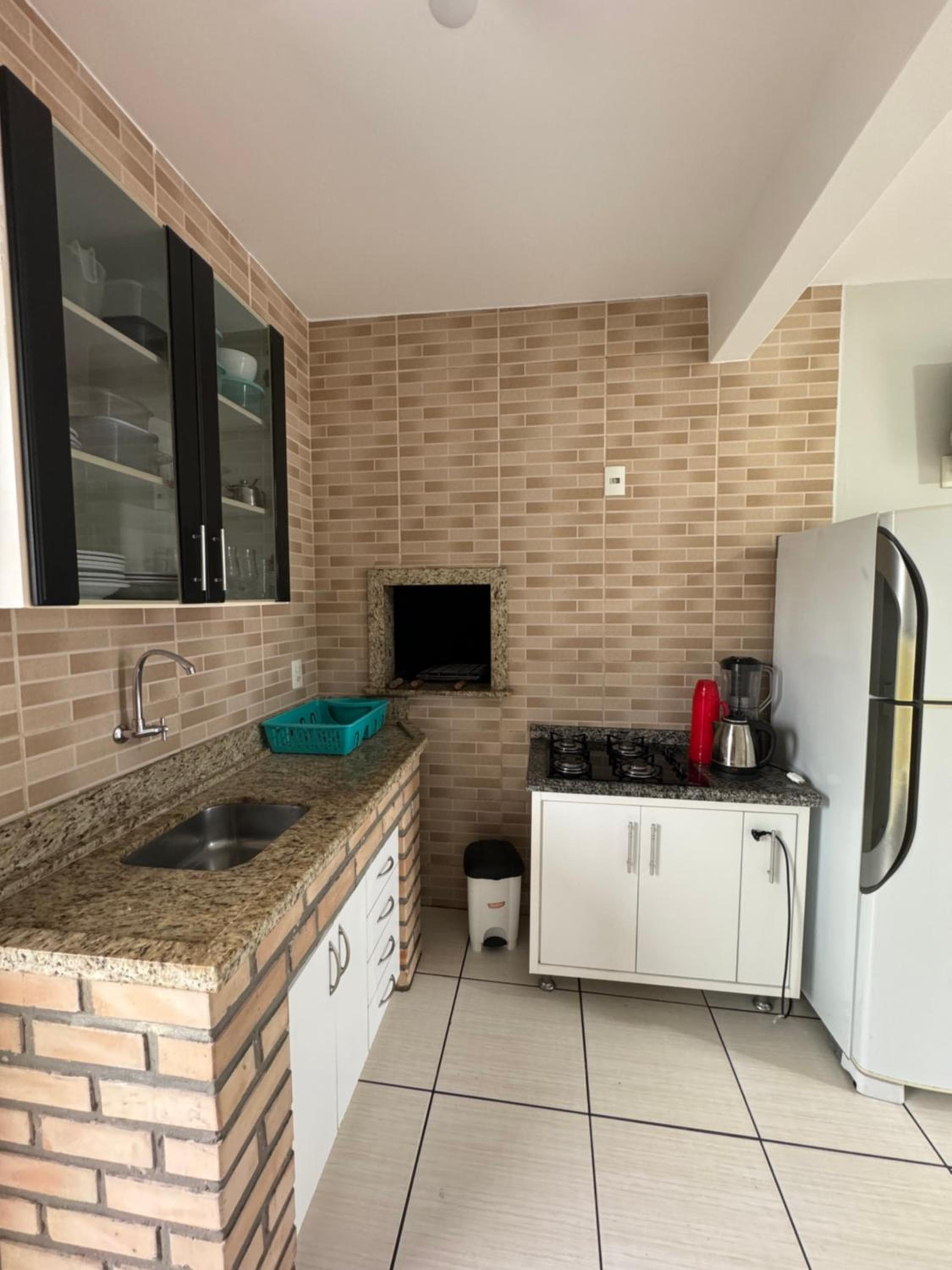 Residencial Golfinho - Palmas, Apto 03