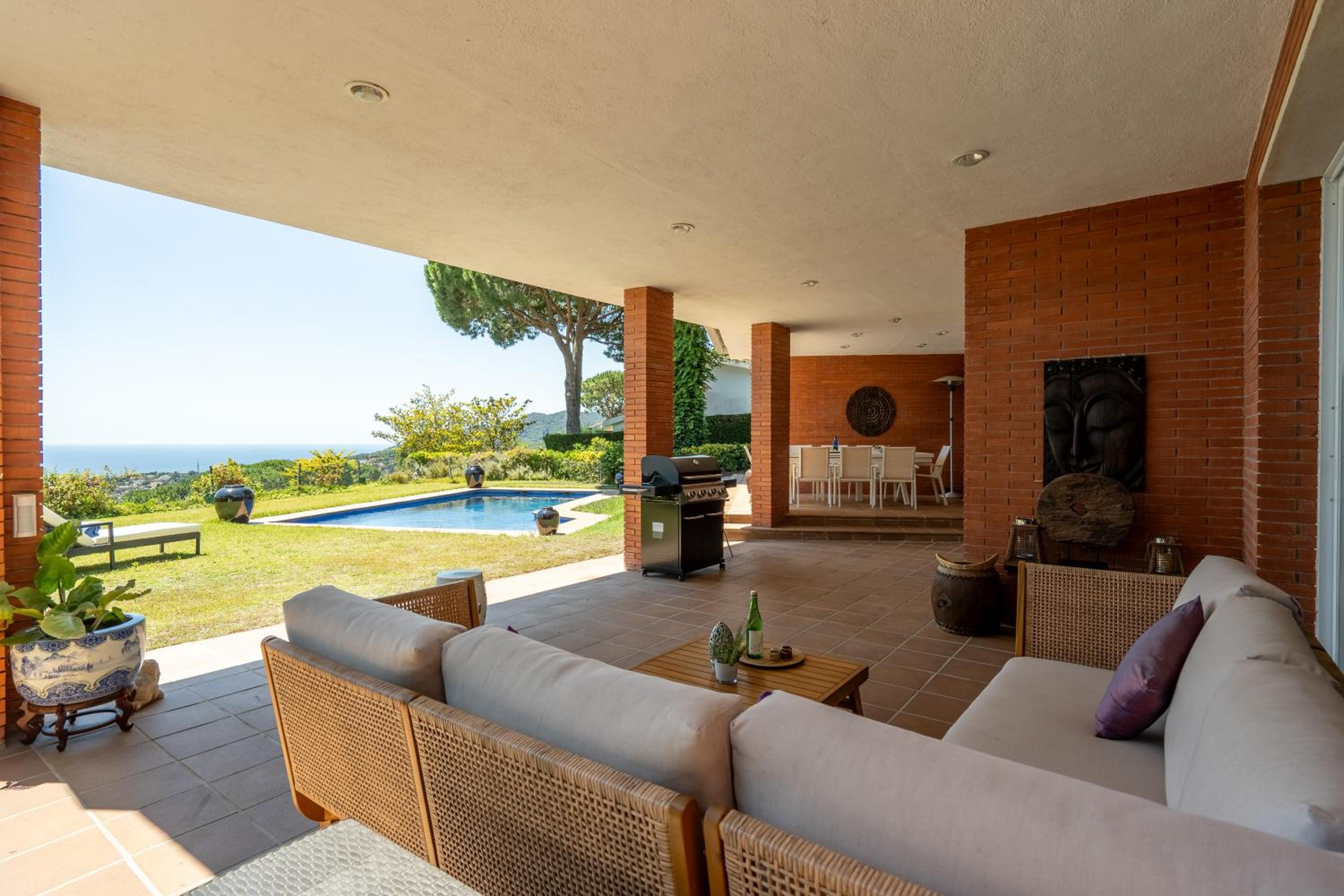 Casa Zen Pool and Views view 2