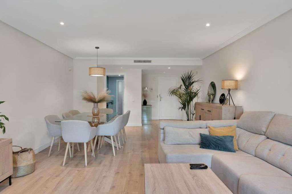 NEW! Arqueros Deluxe Apartment