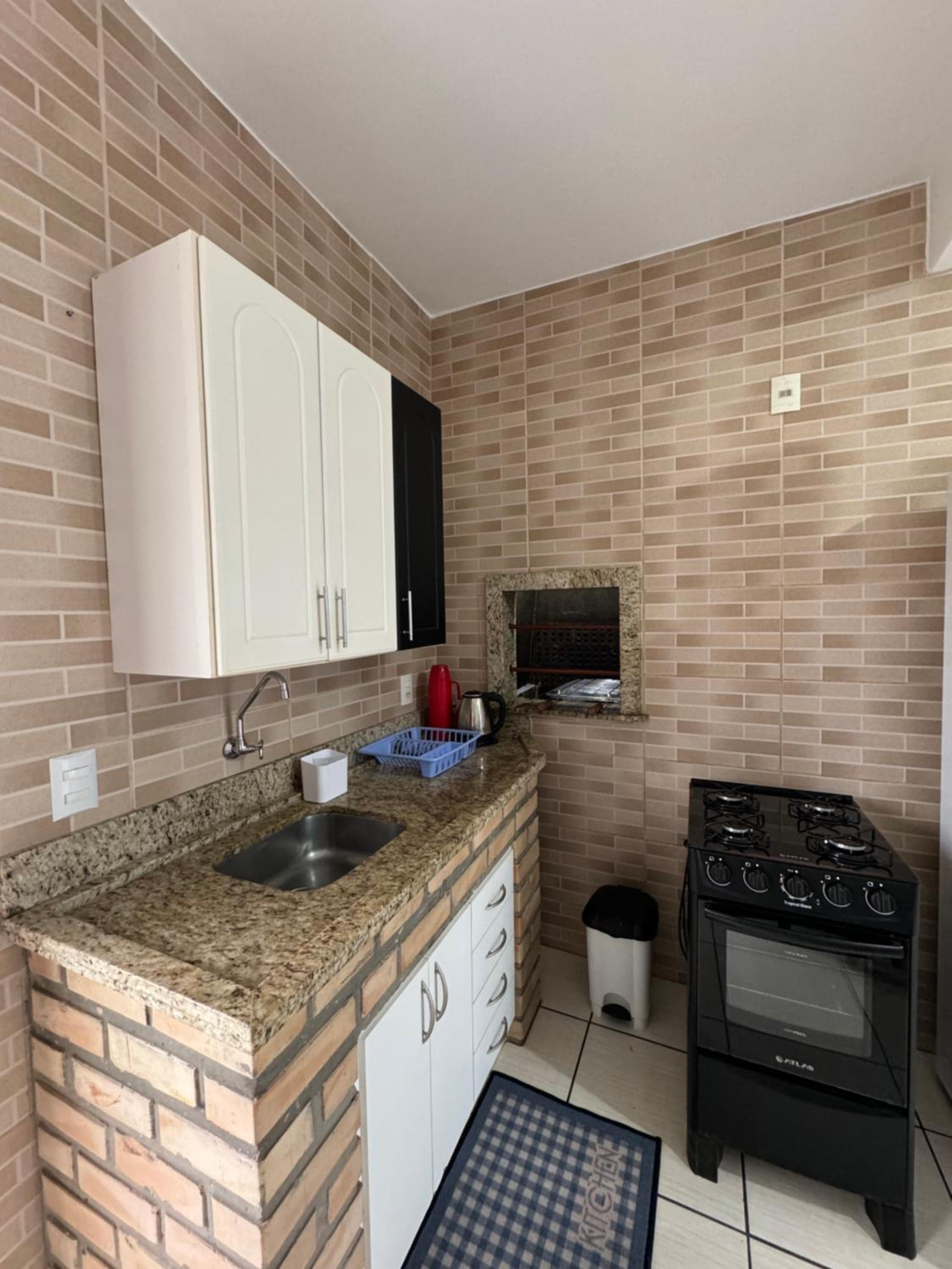 Residencial Golfinho - Palmas, Apto 02