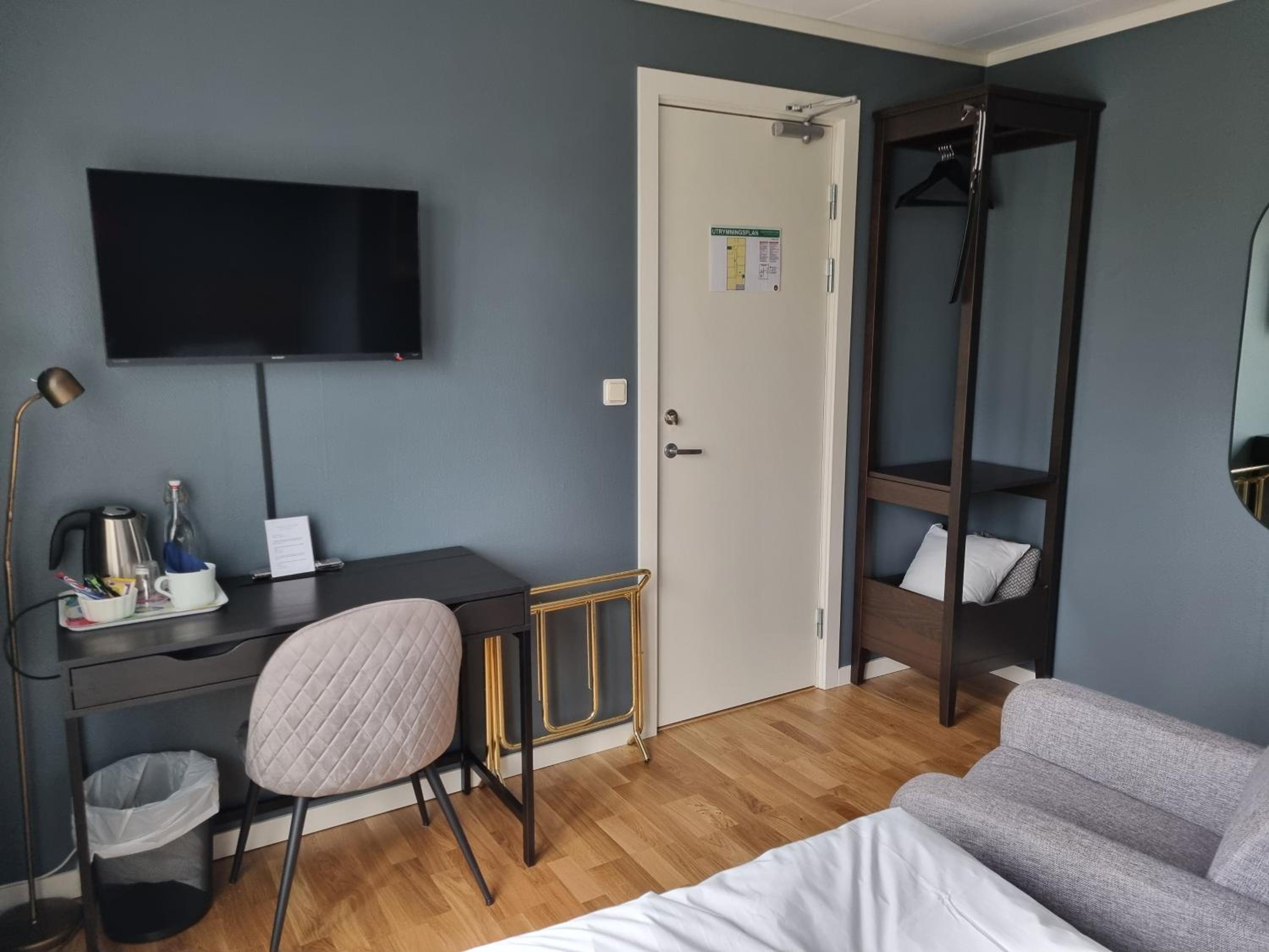 Hotell Zlafen Bed & Breakfast