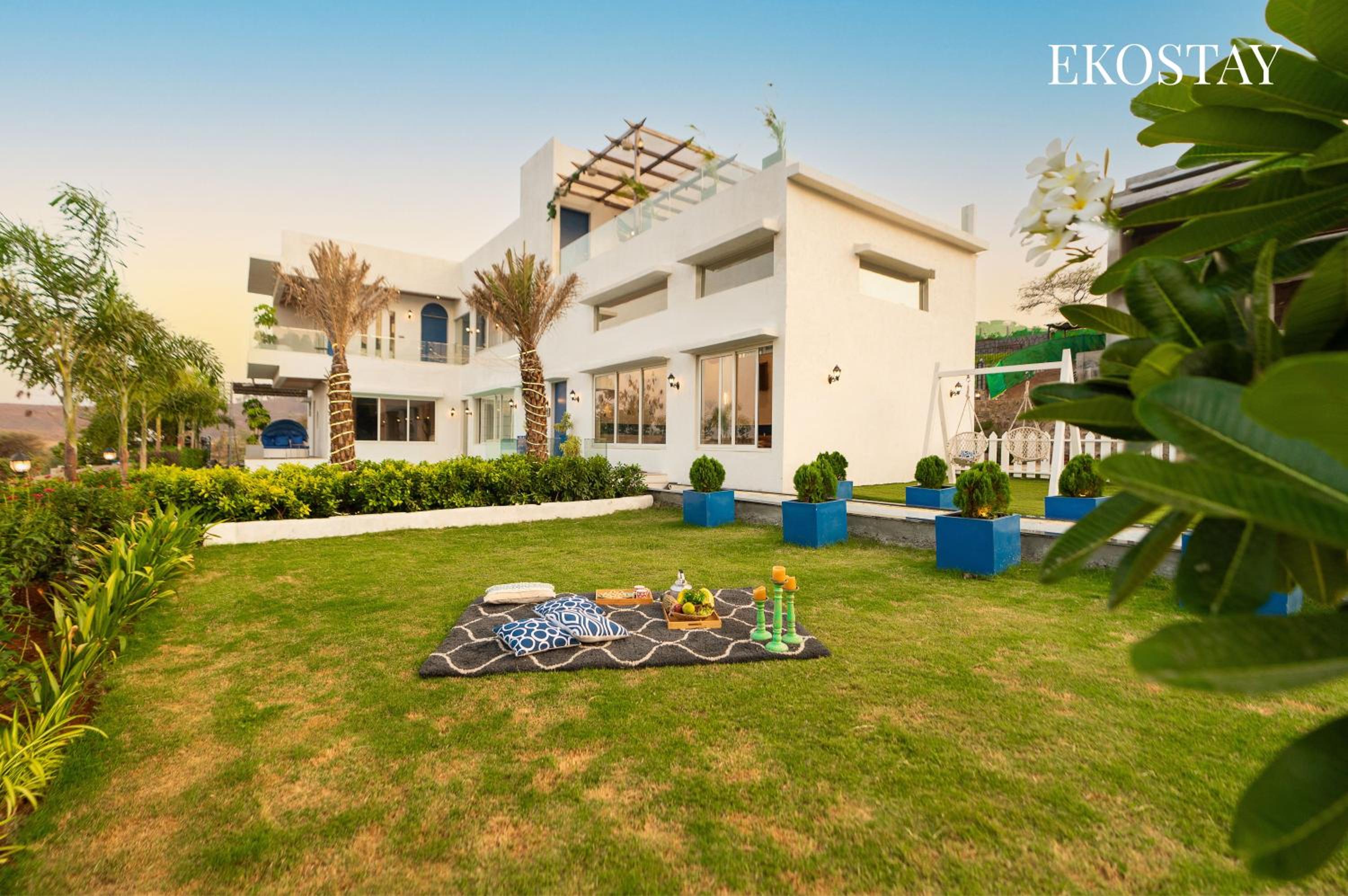 EKOSTAY Luxe - Hercules Villa view 2
