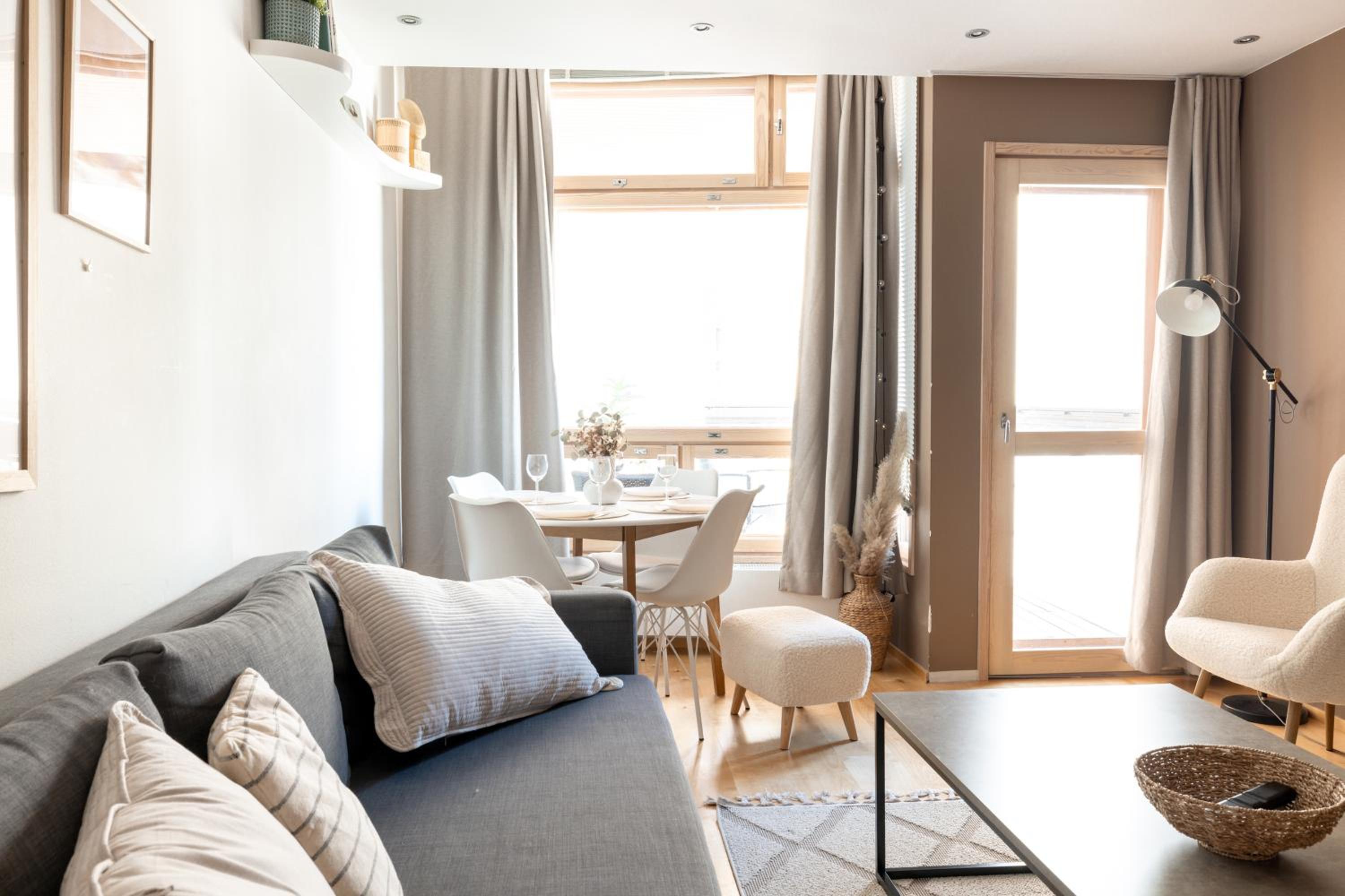 2ndhomes Kamppi Center Apartment with Balcony & Sauna