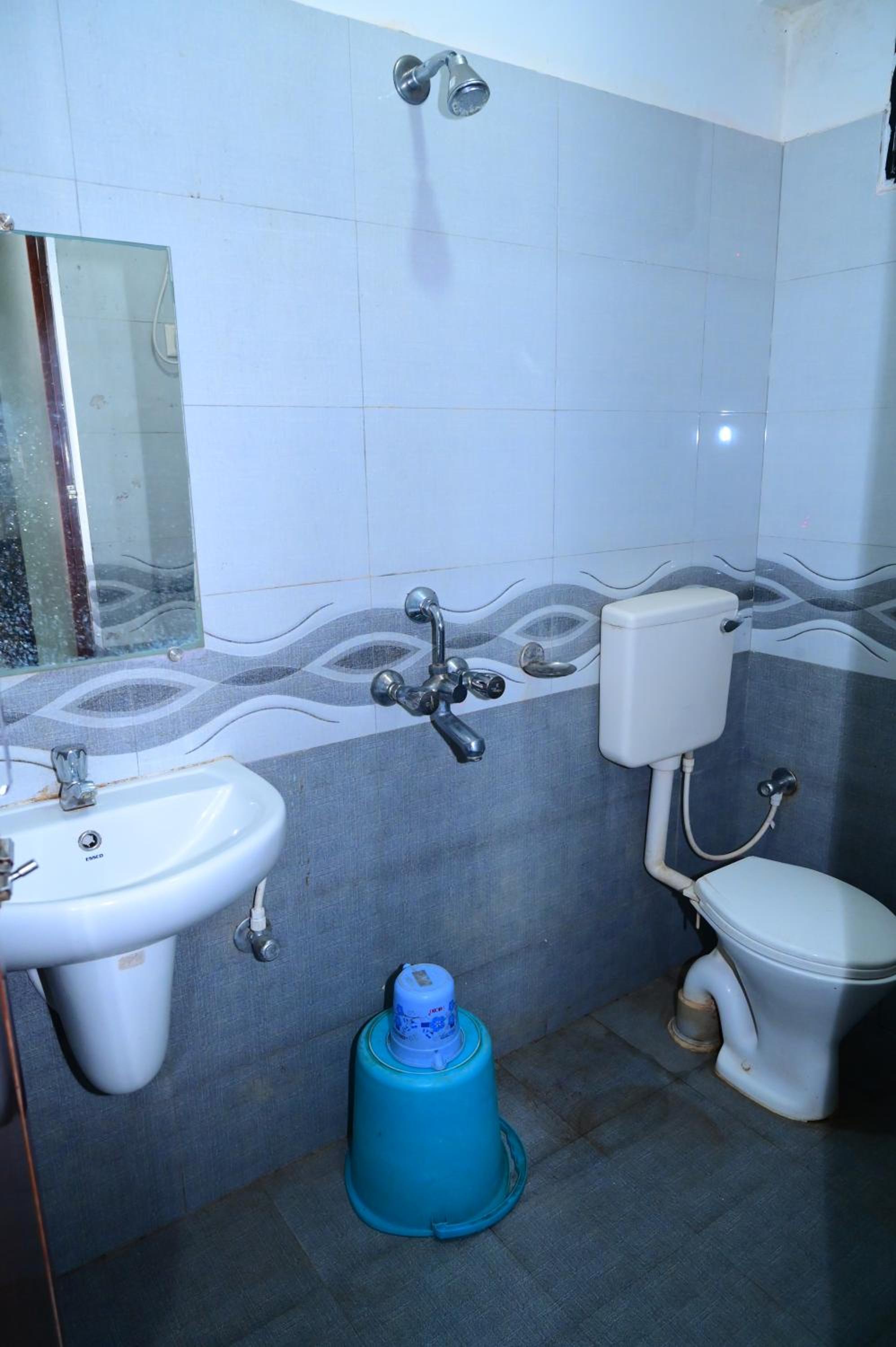 Mor Hotel Uk Palace- Lift-Facilities-Near PURI Sea Beach Best Selling & Best Choice of Travellers