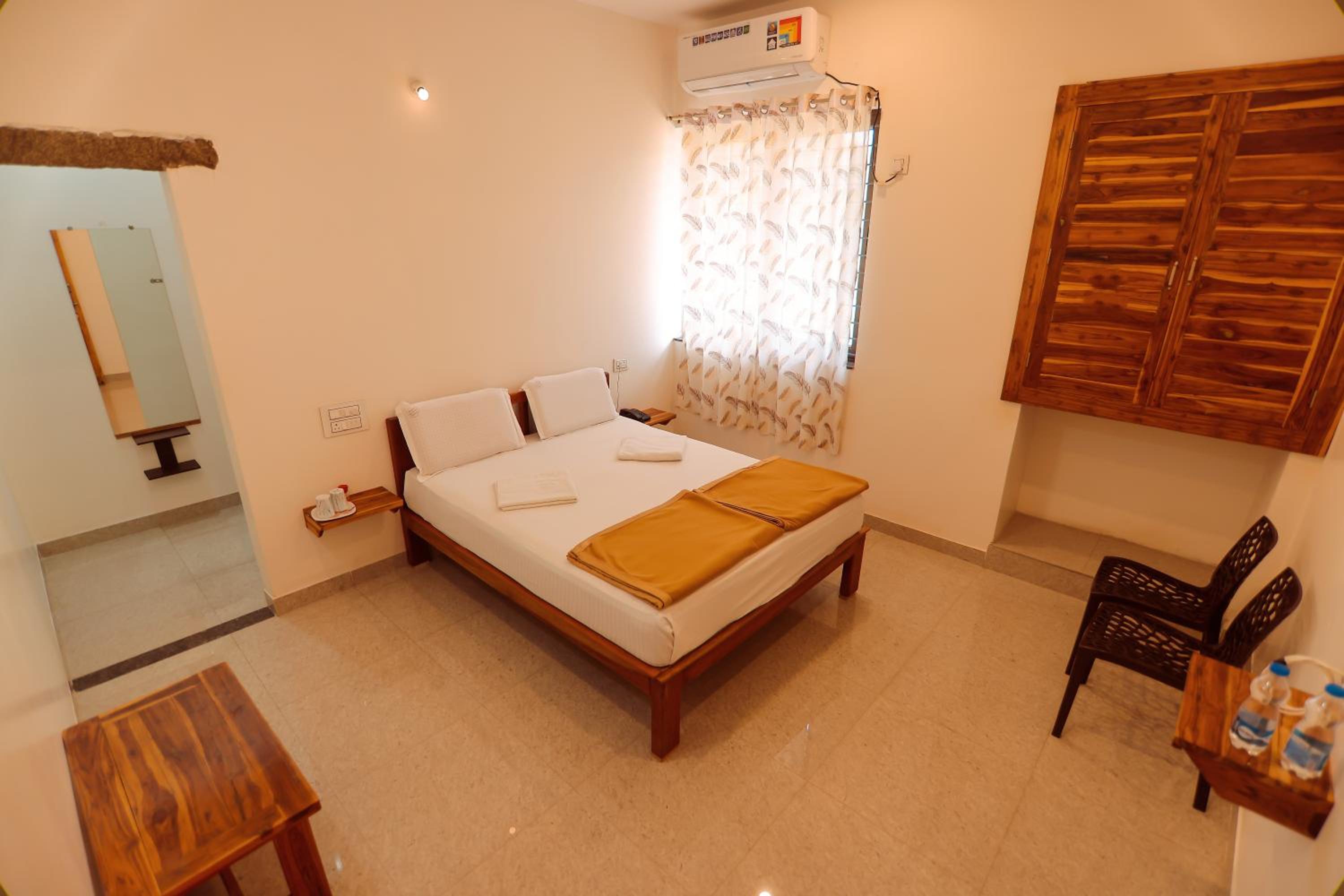 HAMPI DELMONT RESORT