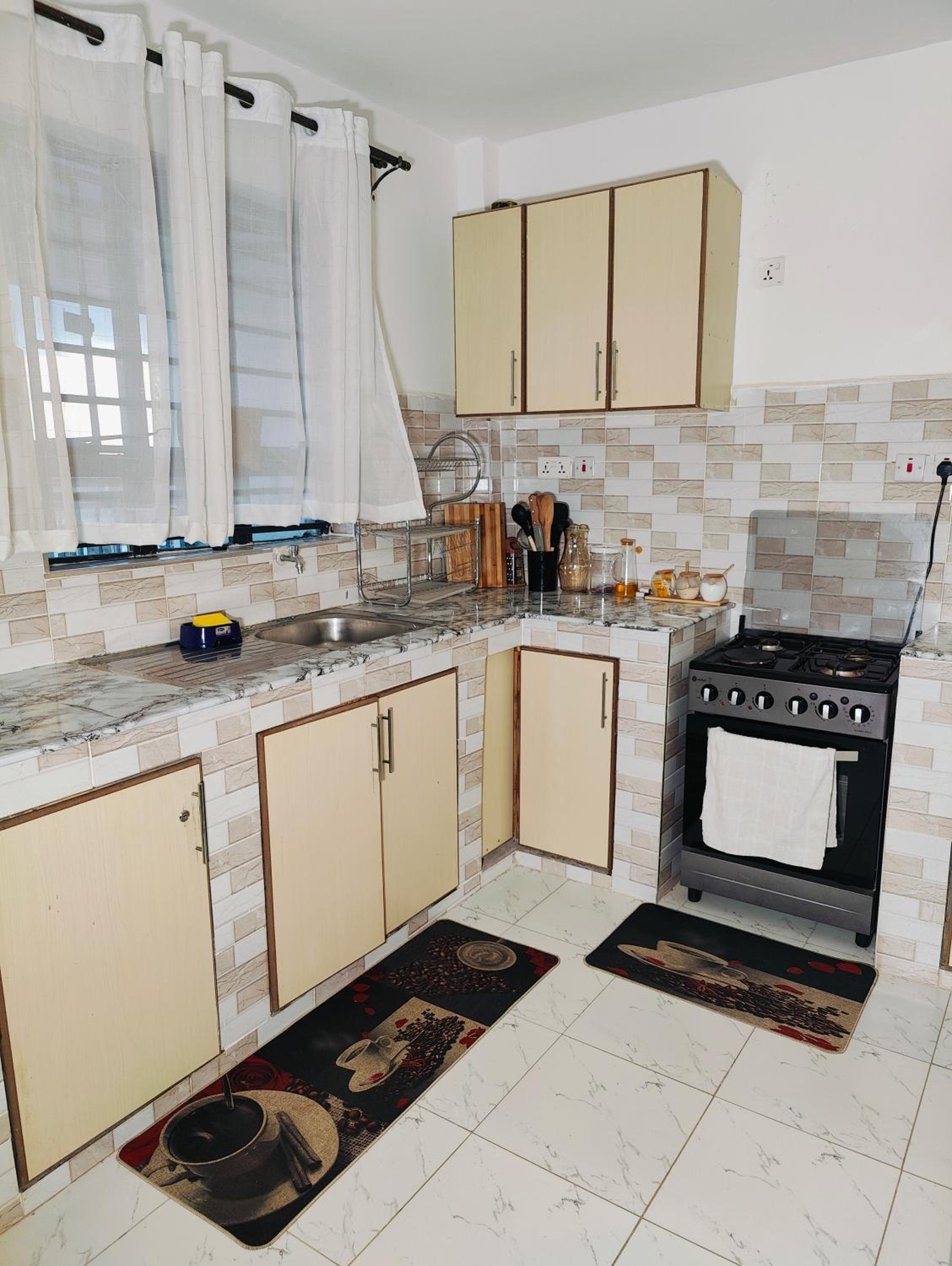 Executive one bedroom - Membly Eastern bypass