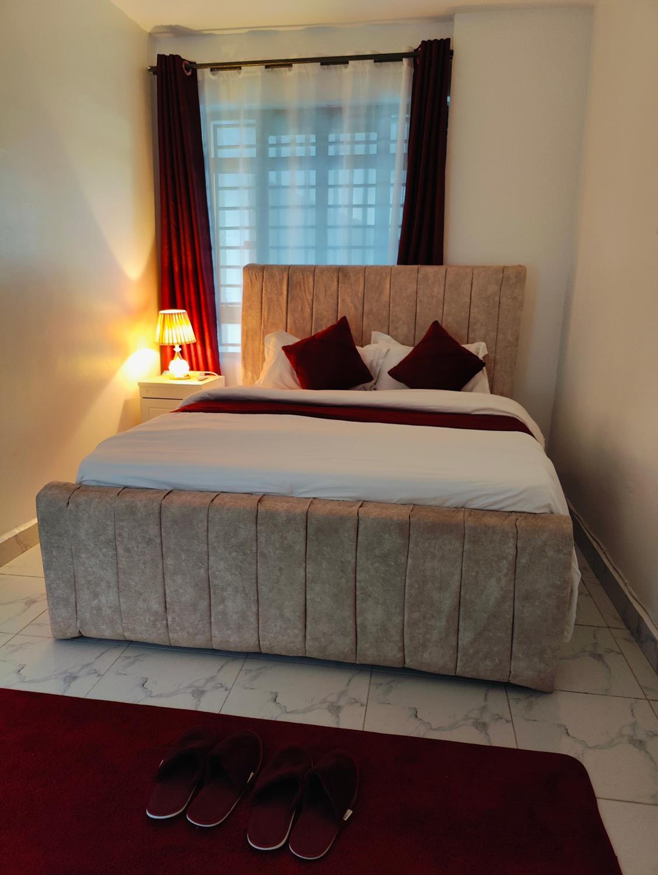 Executive one bedroom - Membly Eastern bypass