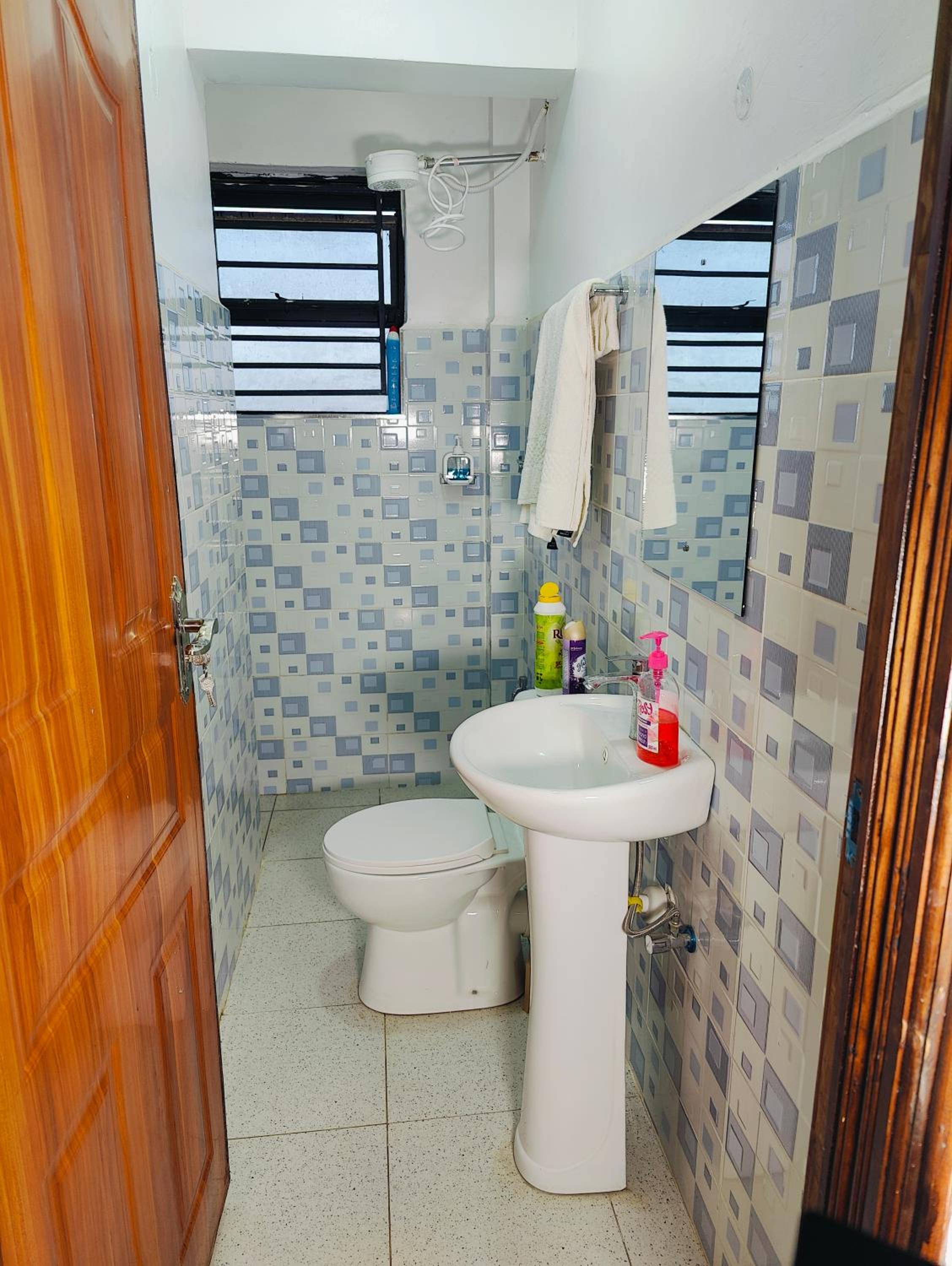 Executive one bedroom - Membly Eastern bypass