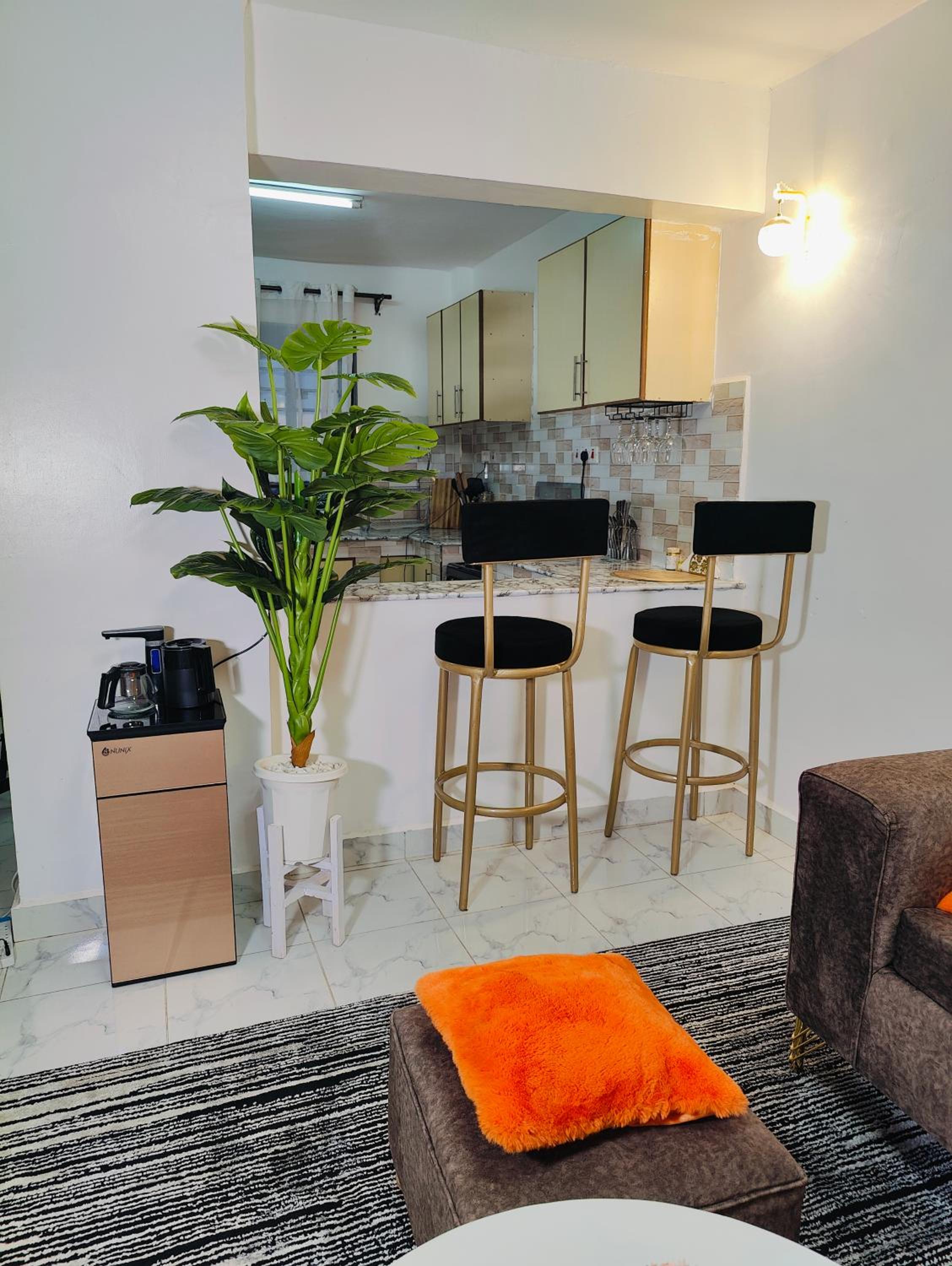 Executive one bedroom - Membly Eastern bypass