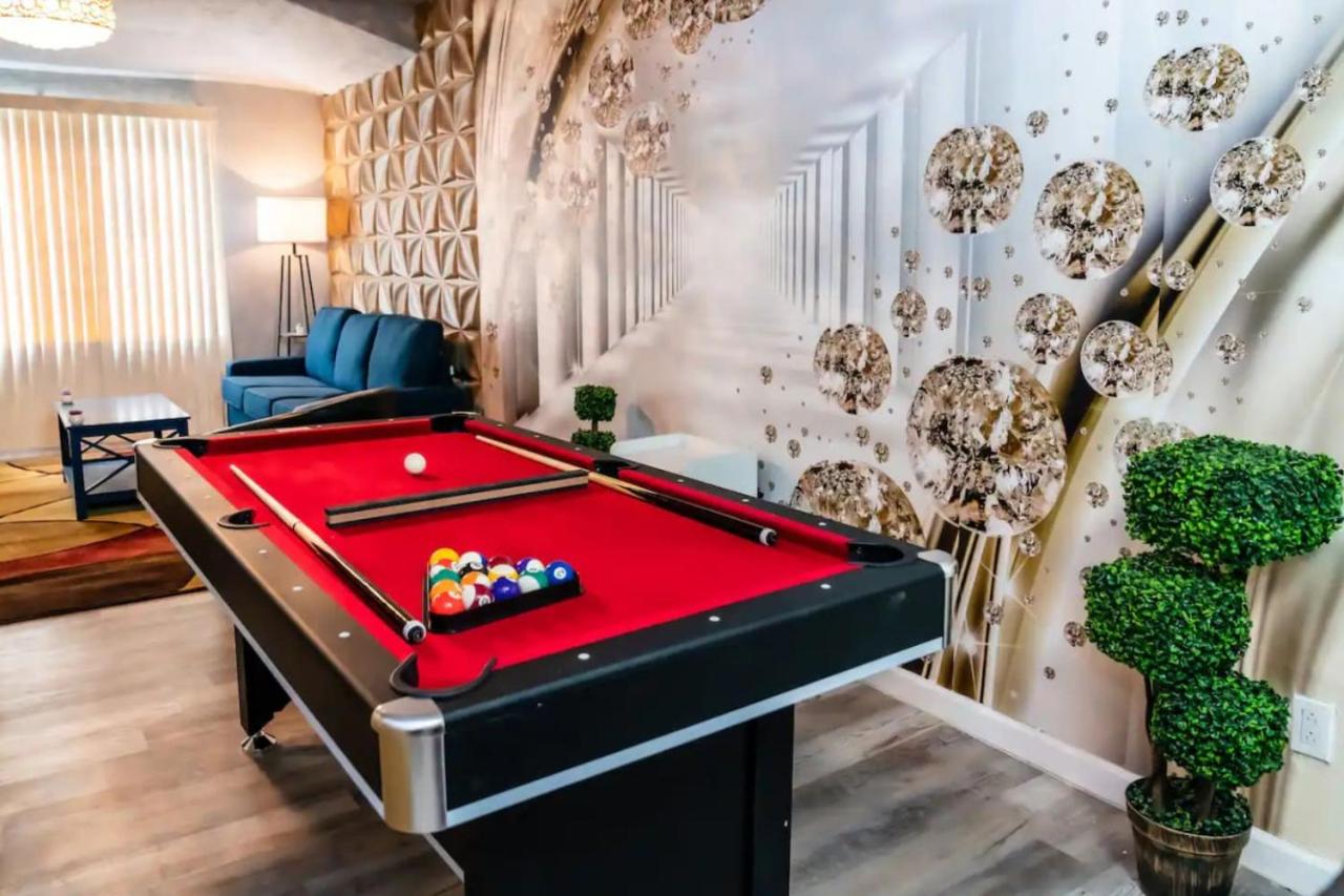 Spacious 5BR, Game Room, 5 Mins to Falls