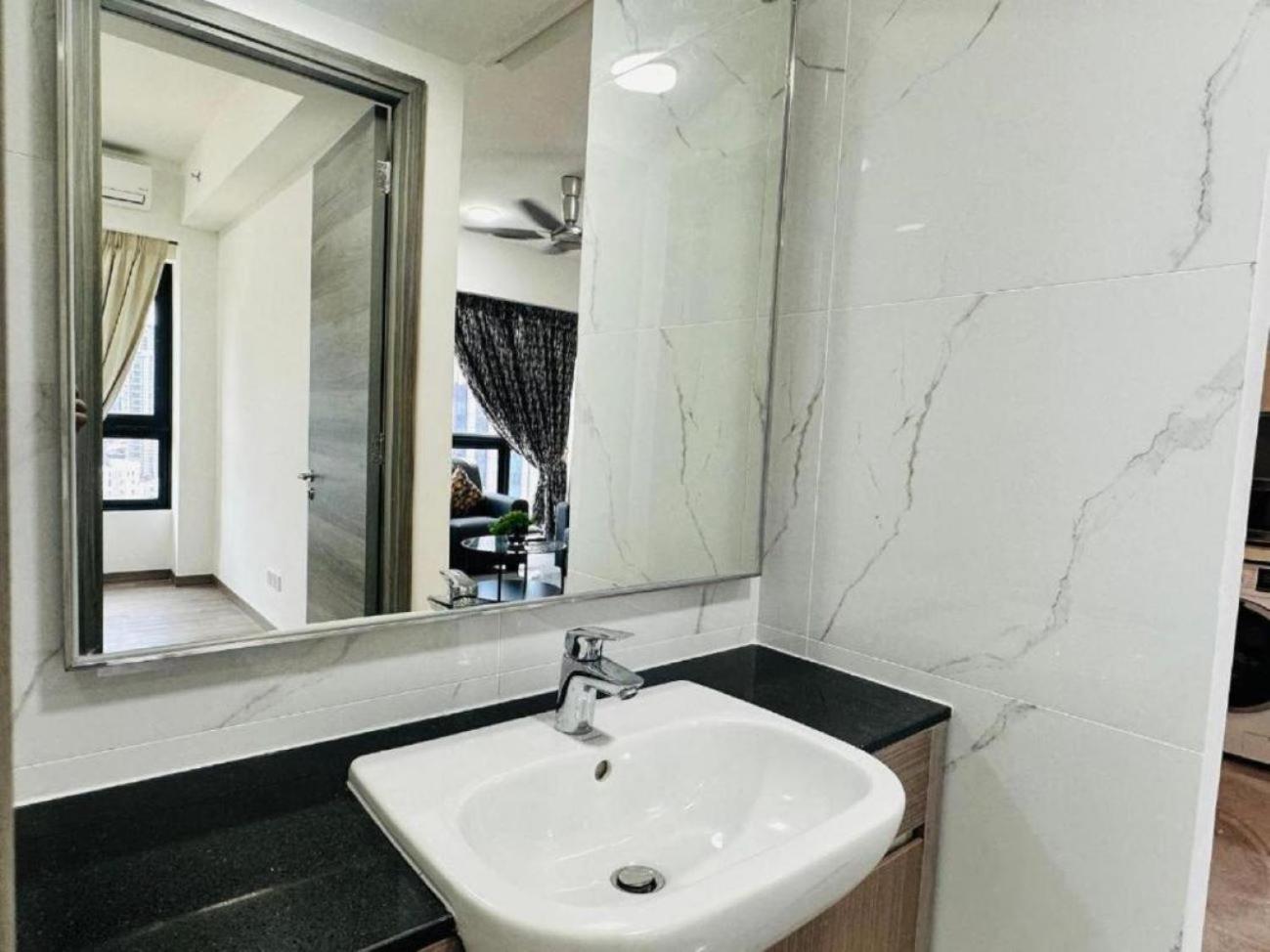 AGILE Well-Shaped Home TRX KL