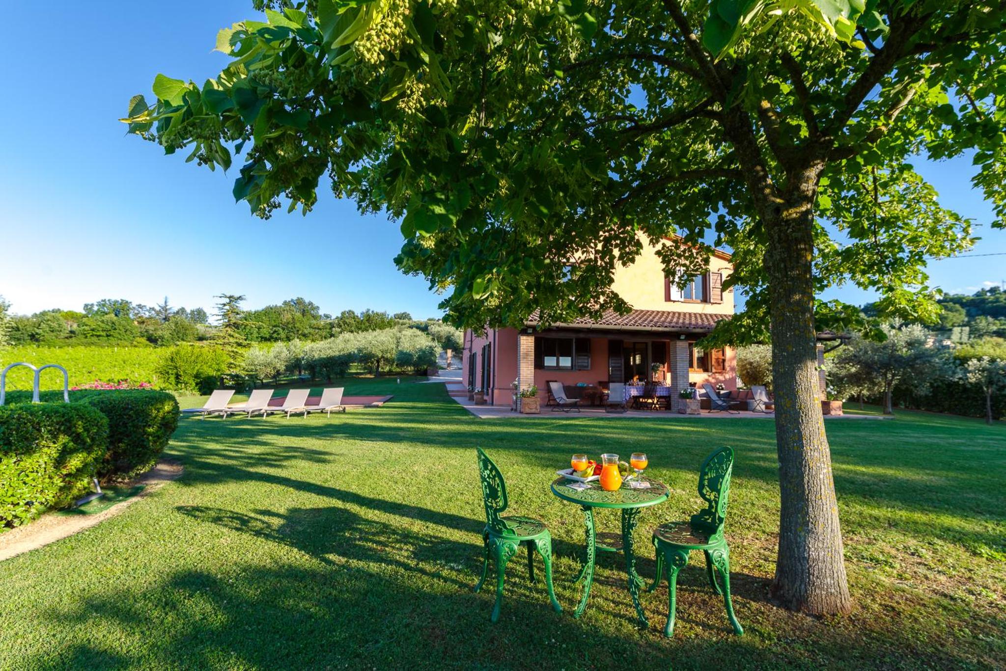 Scappo in Umbria, Mevania Villa view 5