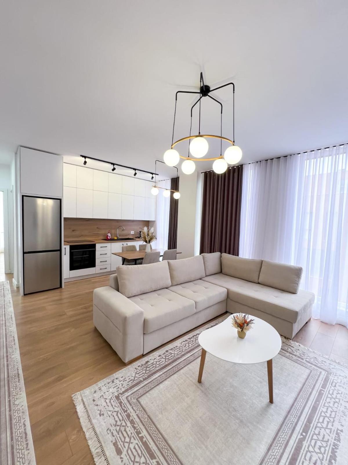 Boulevard Apartment