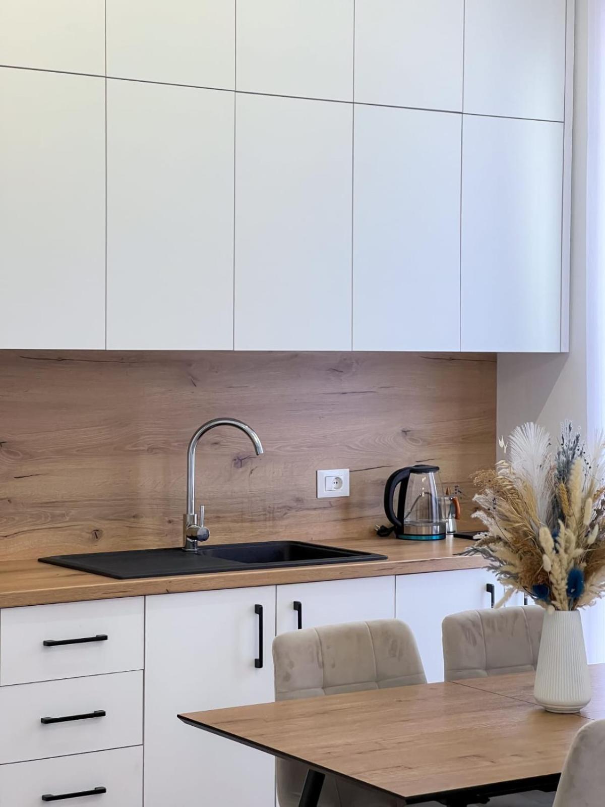 Boulevard Apartment