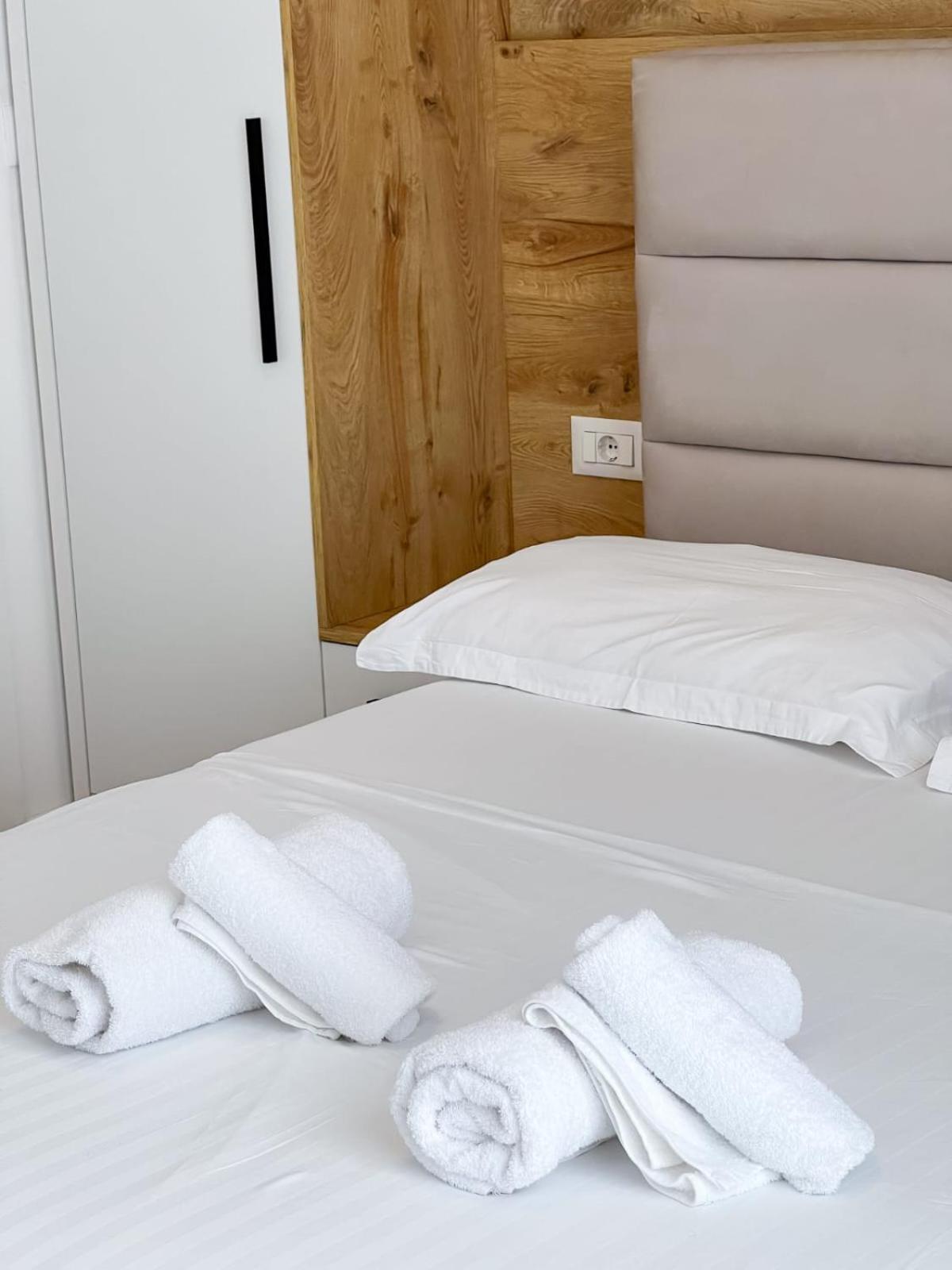 Boulevard Apartment