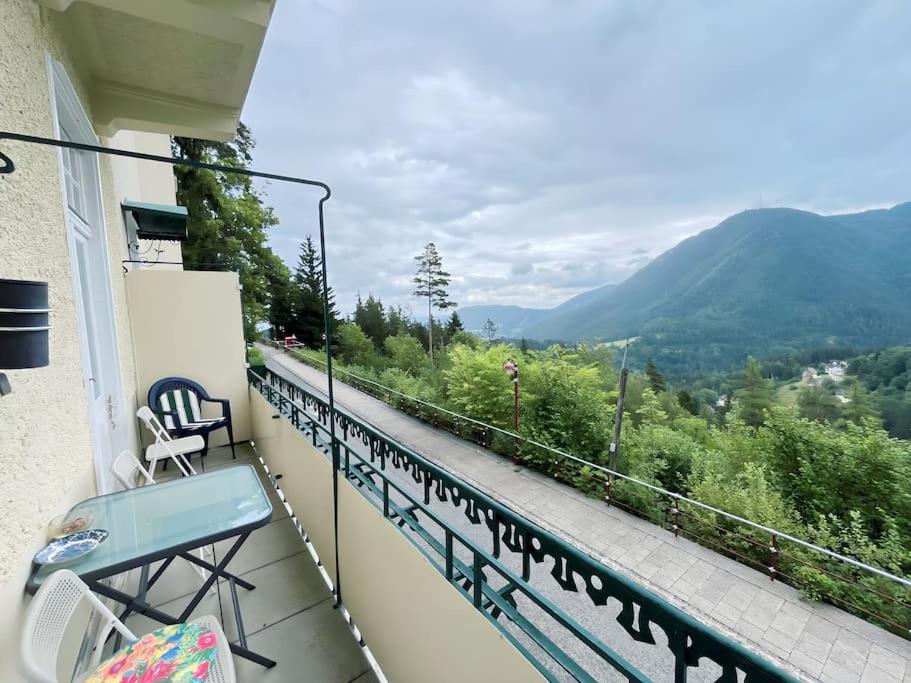 Villa AlexanderCharmante Wohnung mit Bergblick, Villa Alexander