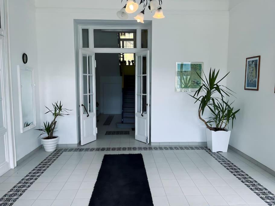 Villa AlexanderCharmante Wohnung mit Bergblick, Villa Alexander