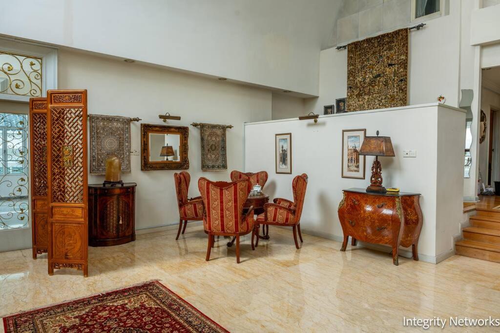 The Grand Villa