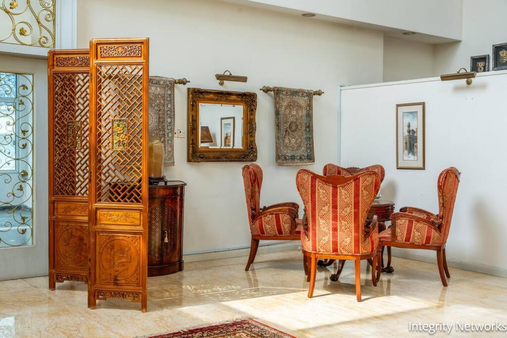 The Grand Villa