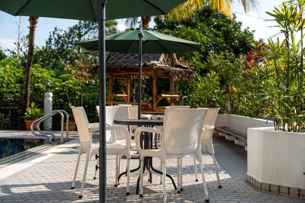 The Grand Villa