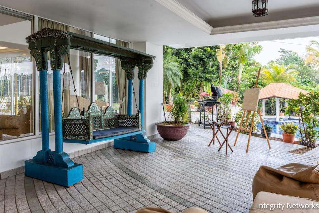 The Grand Villa