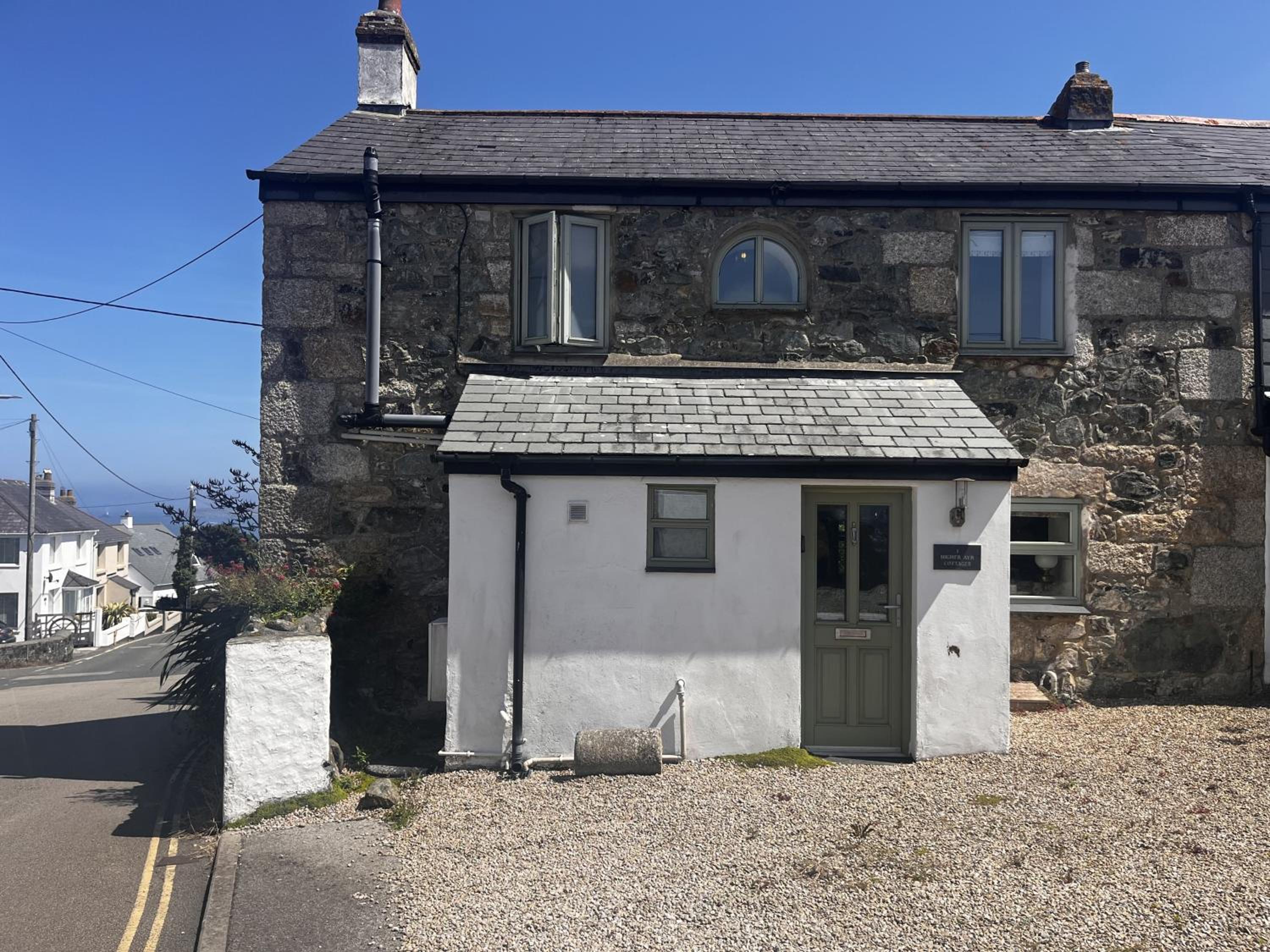 1 St Ives Higher Ayr Cottage view 3