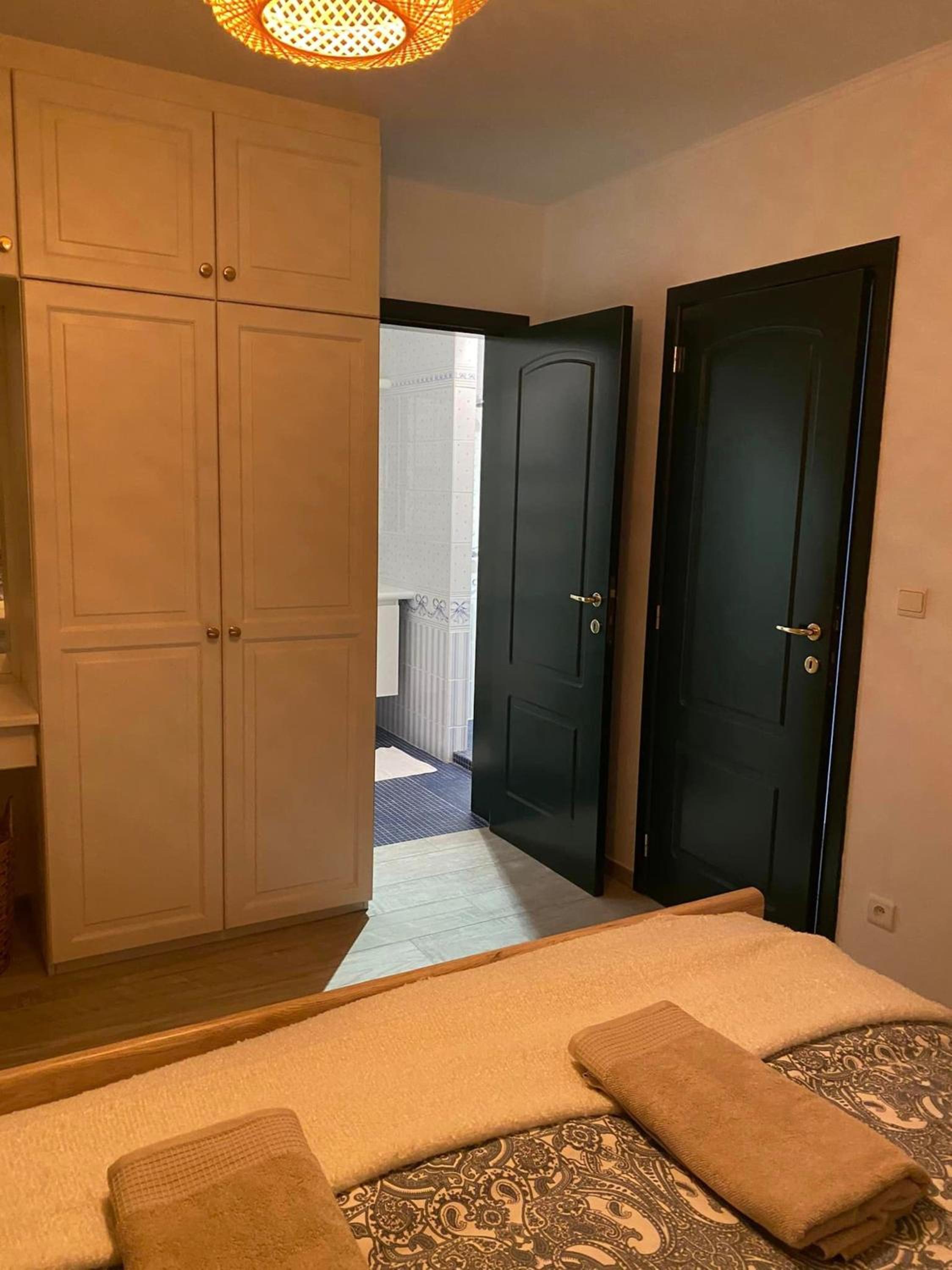 Contemporary Villa in Wellin with Private Pool