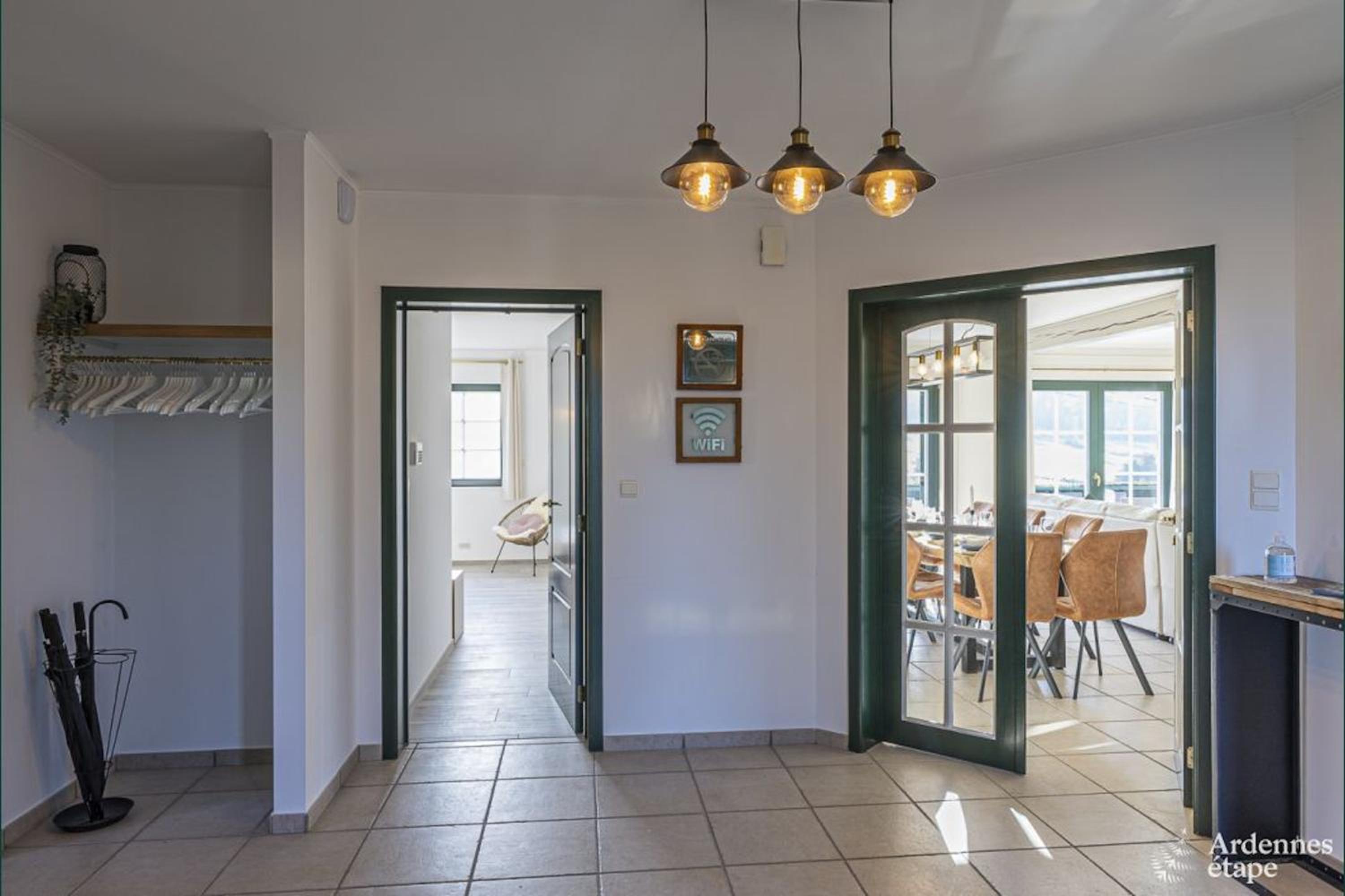 Contemporary Villa in Wellin with Private Pool