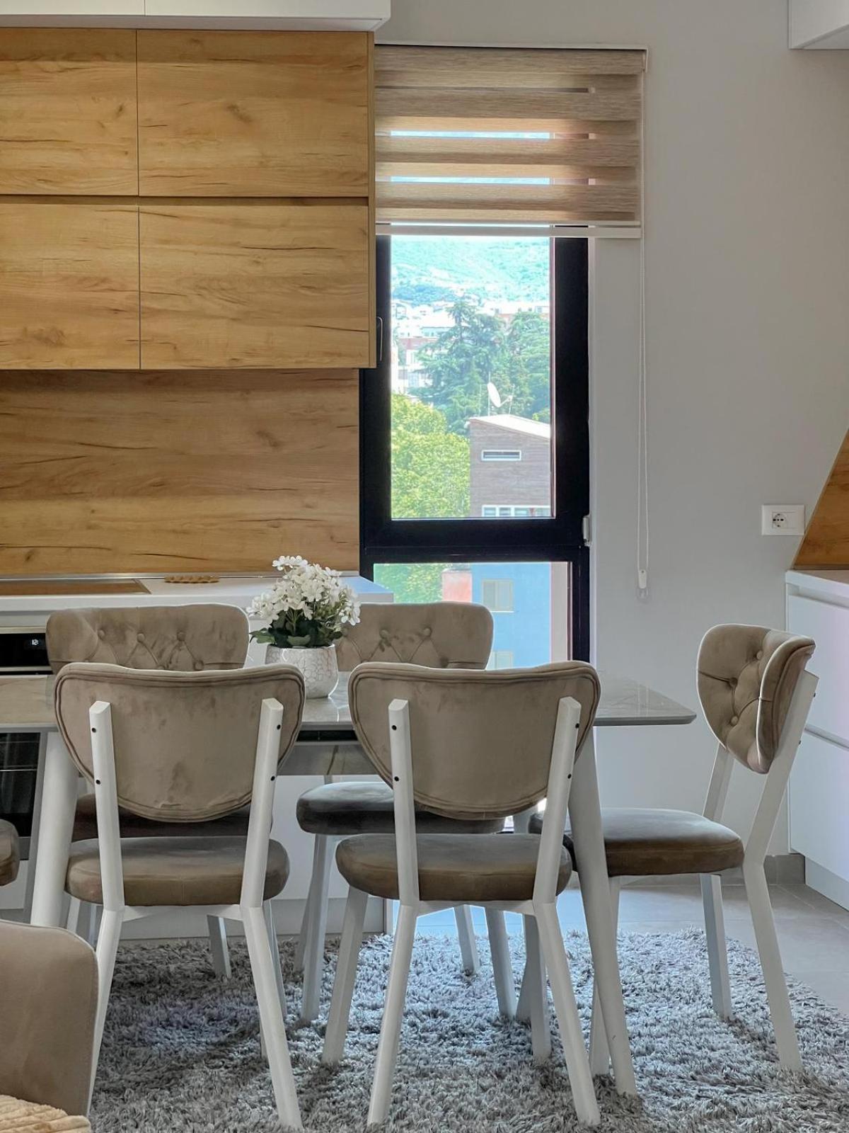 Arlis New Apartment photo 2