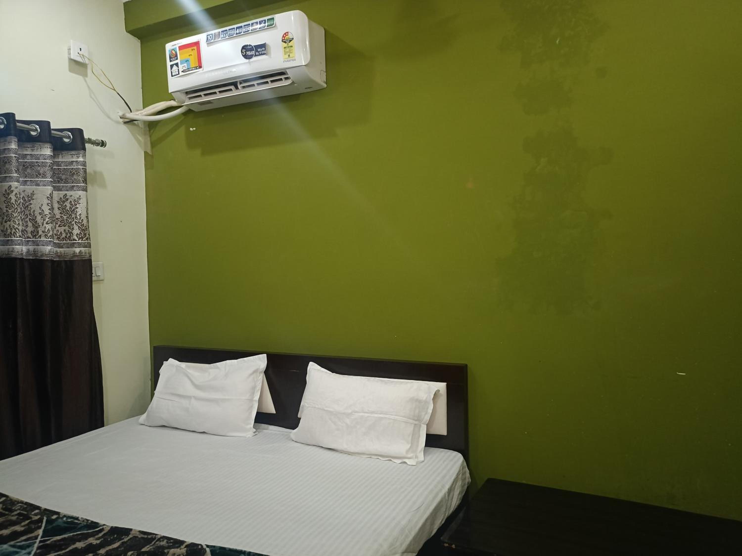 Visnupriya home stay