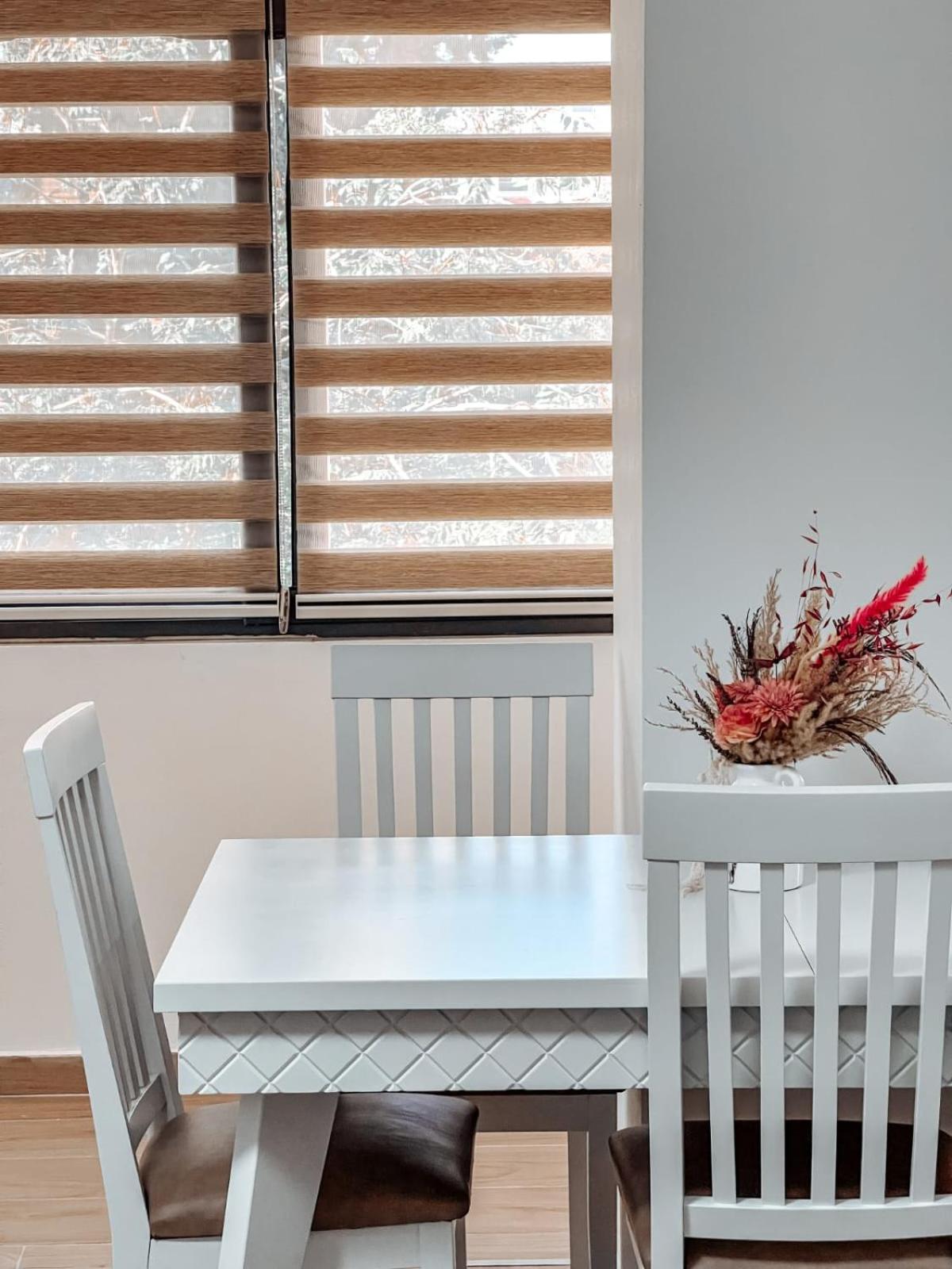 Komuna Parisit New Apartment