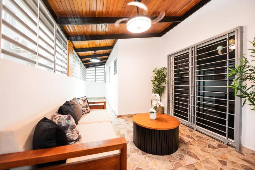 Luxury King Bed, Family-Friendly Getaway