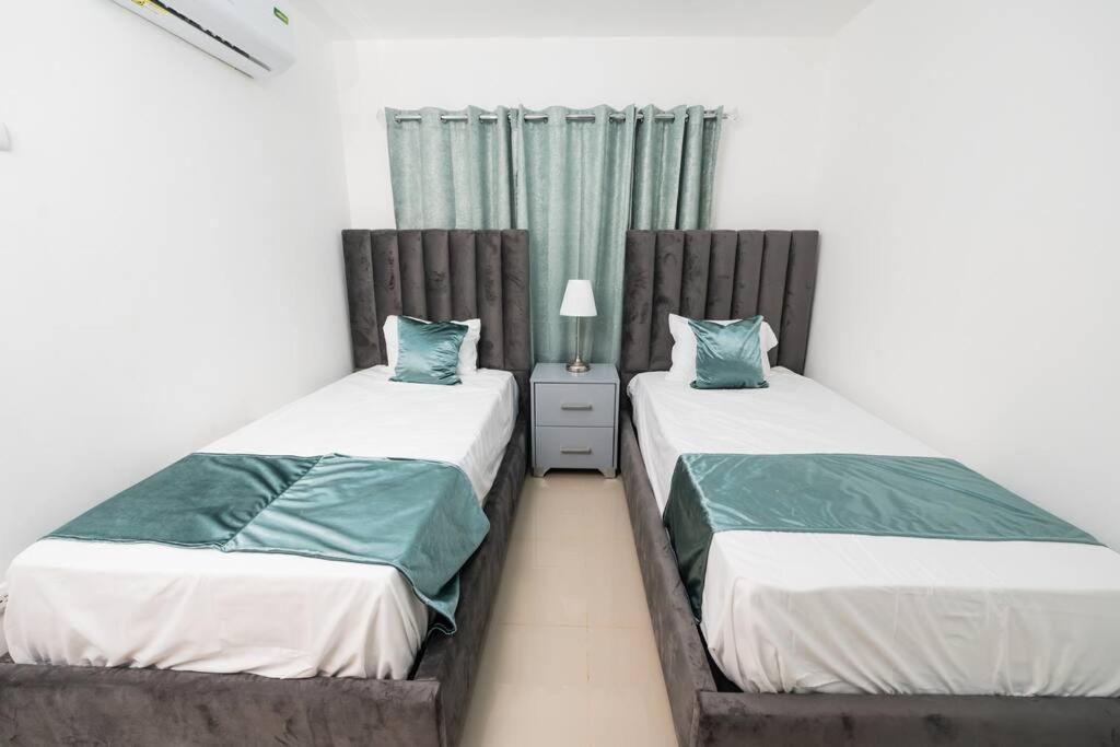 Luxury King Bed, Family-Friendly Getaway