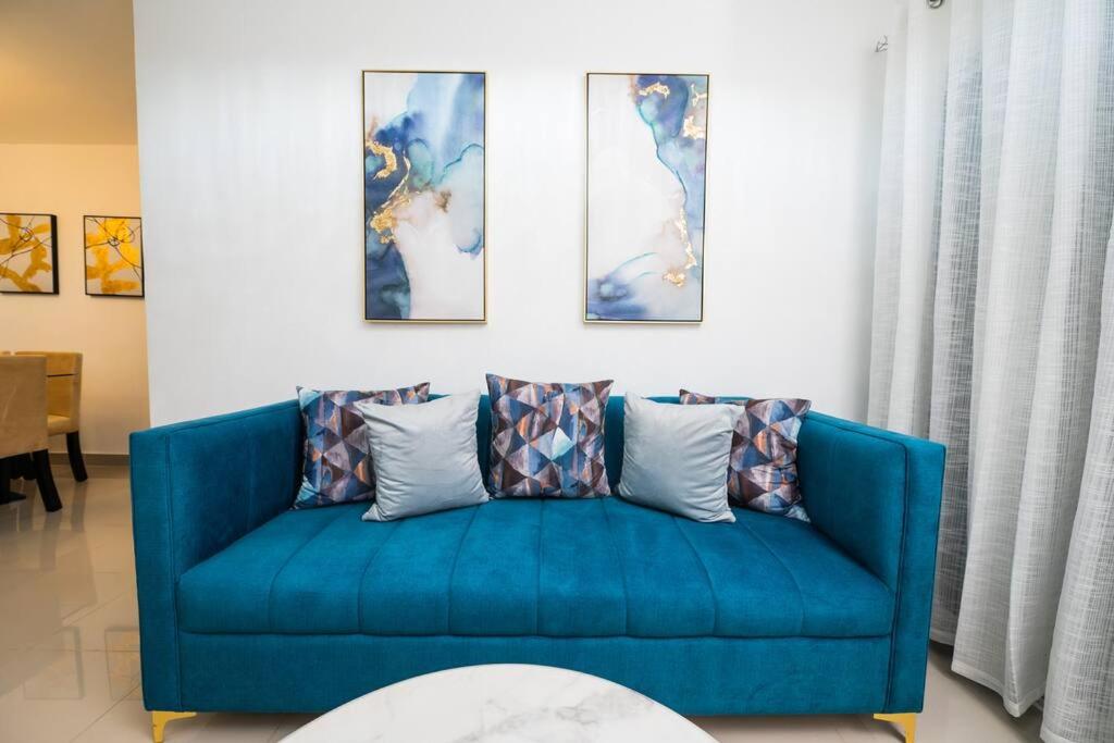 Luxury King Bed, Family-Friendly Getaway
