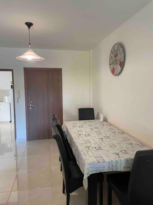 Cozy comfortable 2-bedroom apartment