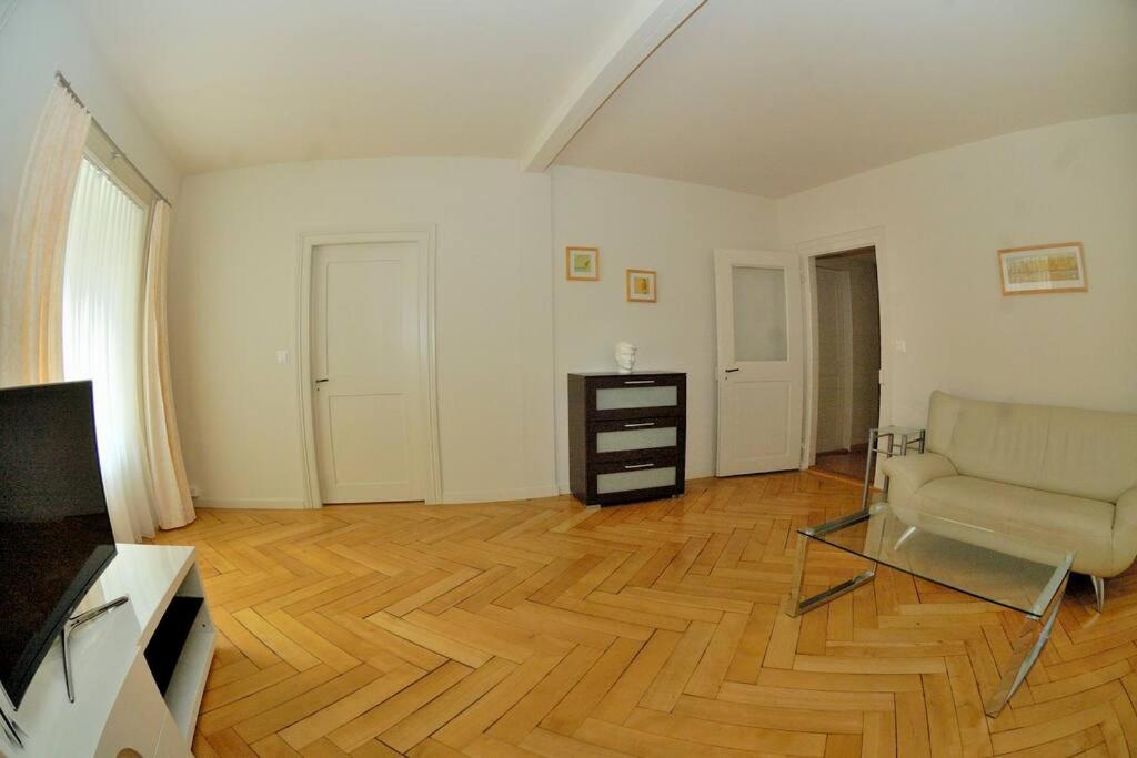 Loft in the historical center - Symbol 4