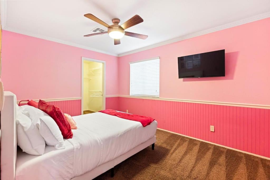 The Entertainment Oasis WPOOL