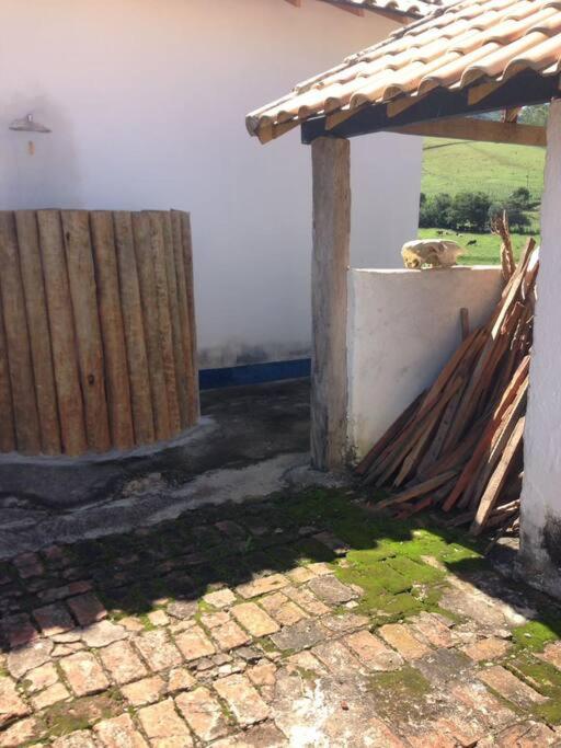 Linda Fazenda Centenária - Conforto e charme