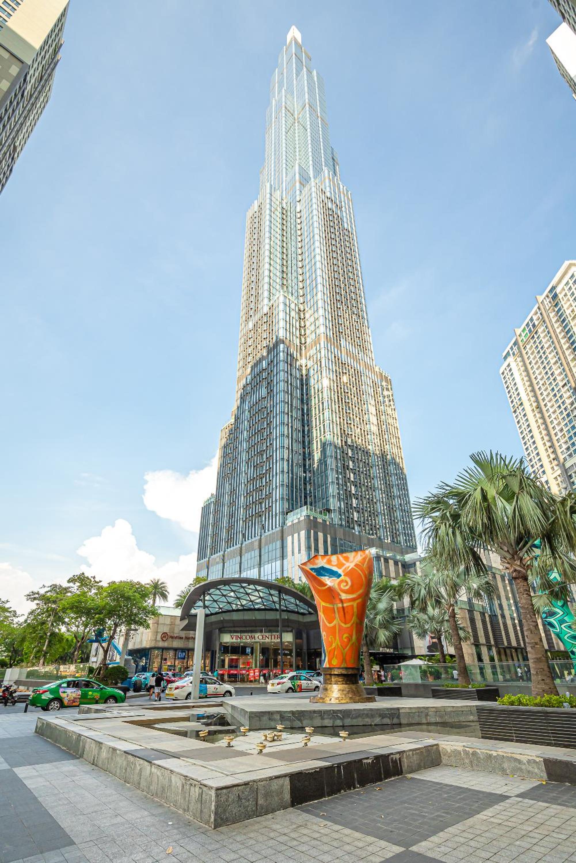 Vinhomes Central Park Premier Apartment