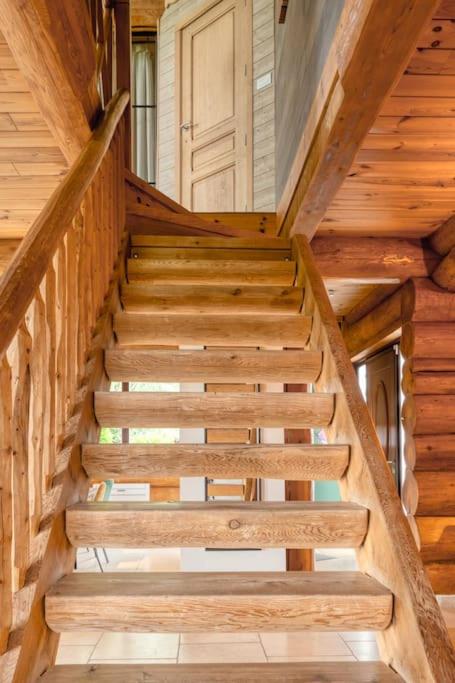 Cozy 4-Bedroom Chalet with Outdoor Spa in Zottegem