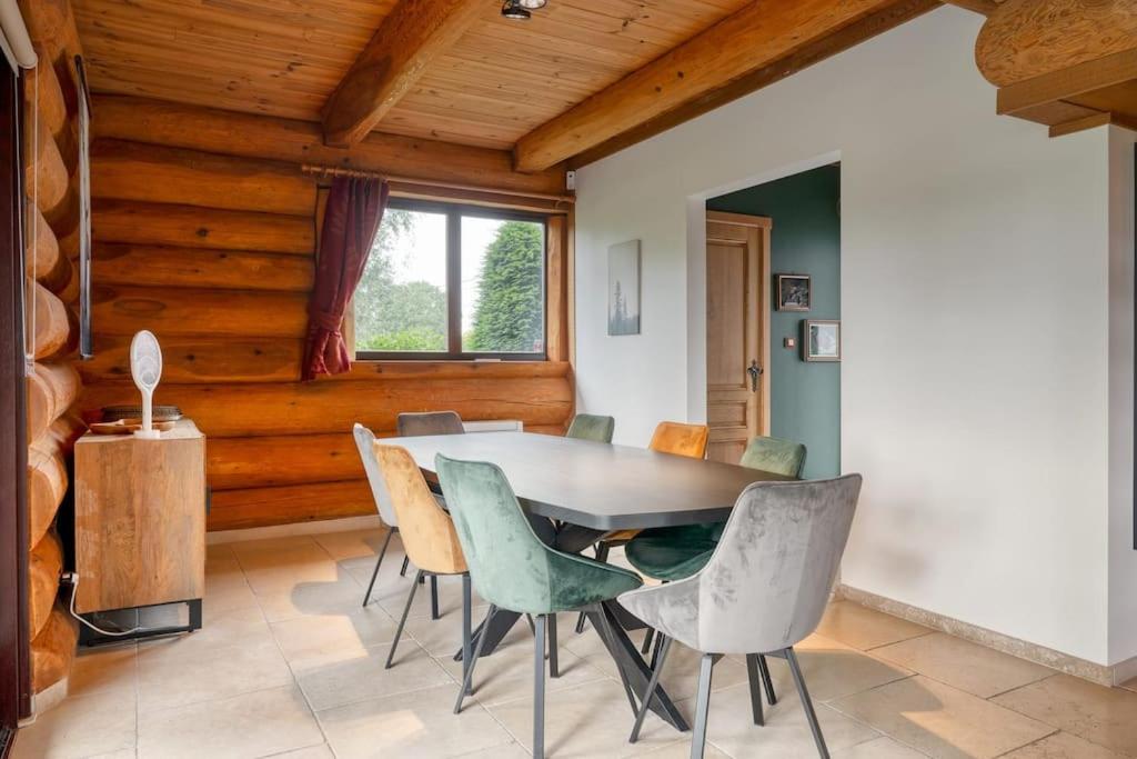 Cozy 4-Bedroom Chalet with Outdoor Spa in Zottegem