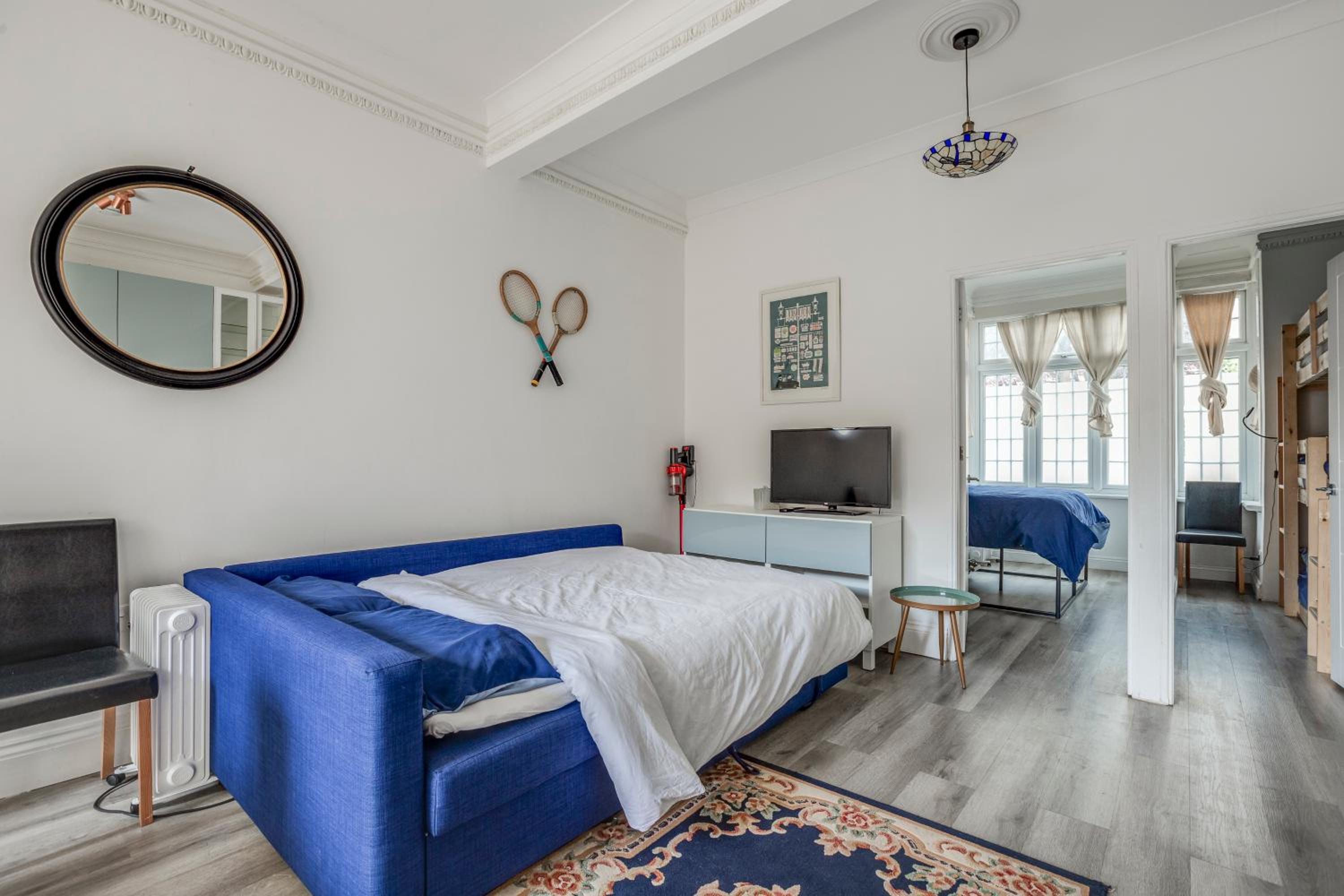 Bright 2-Bed in Wimbledon - 3 min Walk to Tube