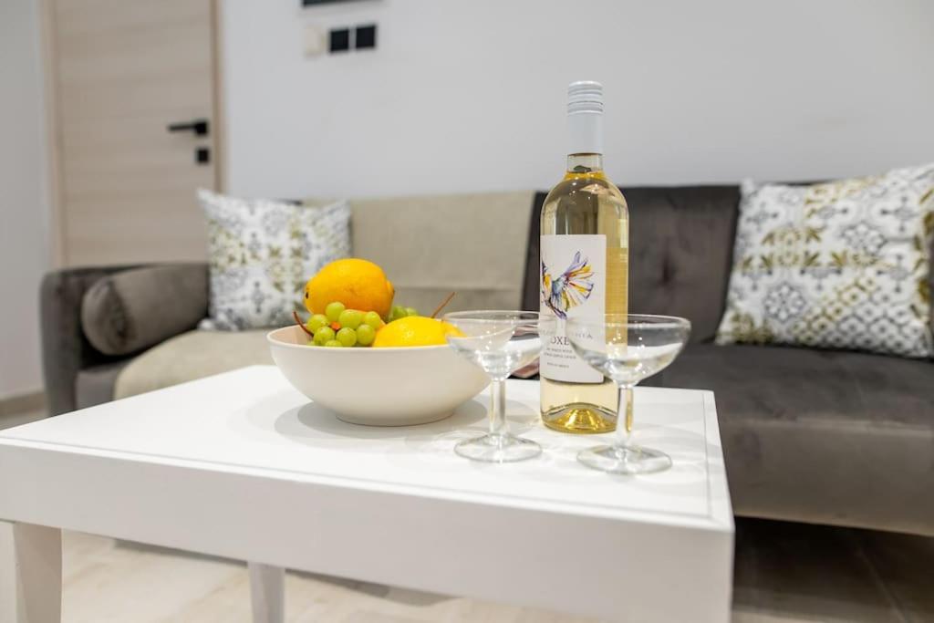 Holiday Homes 3 & 4 - Cozy Urban Retreats in the Heart of Kos photo 2