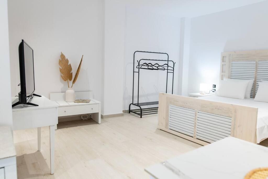 Holiday Homes 3 & 4 - Cozy Urban Retreats in the Heart of Kos photo 3