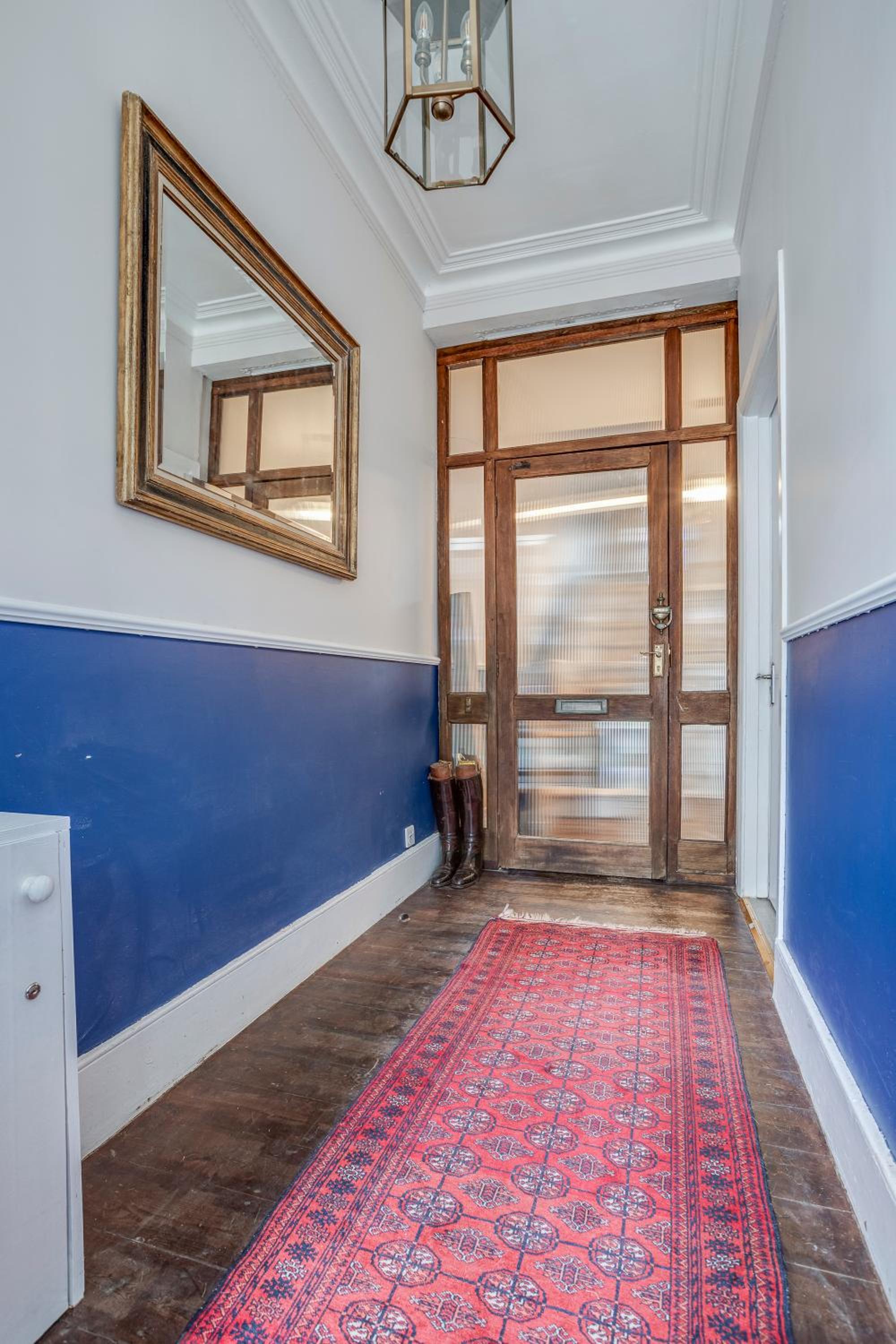 Bright 2-Bed in Wimbledon - 3 min Walk to Tube